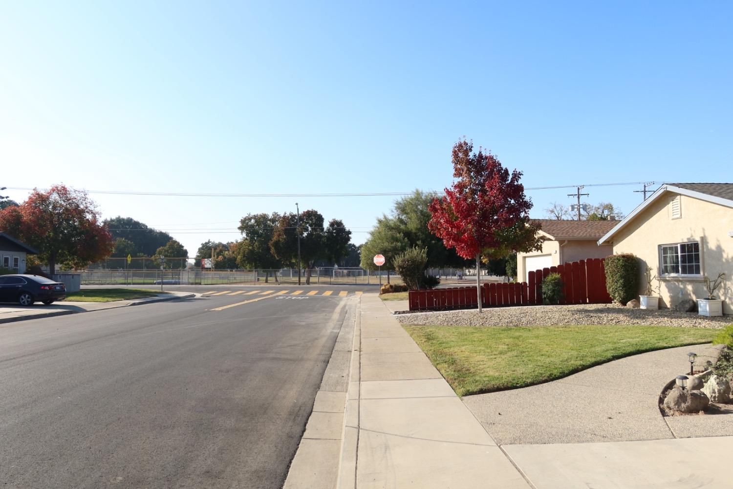 Detail Gallery Image 16 of 36 For 2025 Tokay Ave, Turlock,  CA 95380 - 3 Beds | 2 Baths