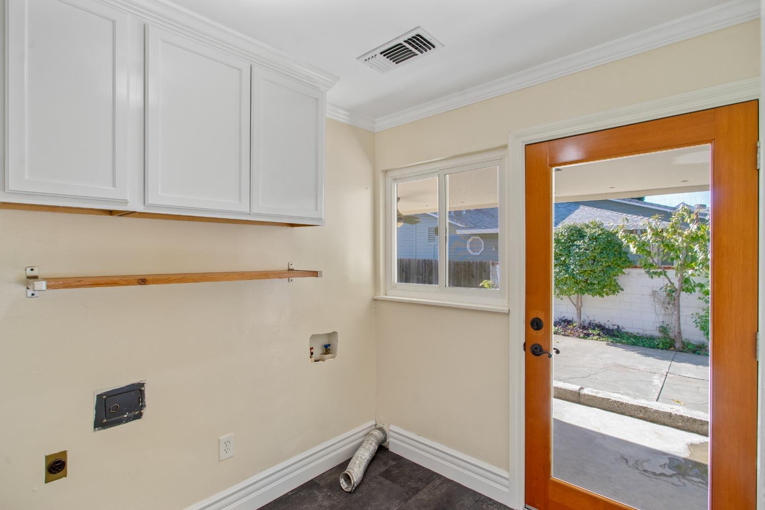 Detail Gallery Image 27 of 36 For 418 3rd St, Winters,  CA 95694 - 3 Beds | 1 Baths