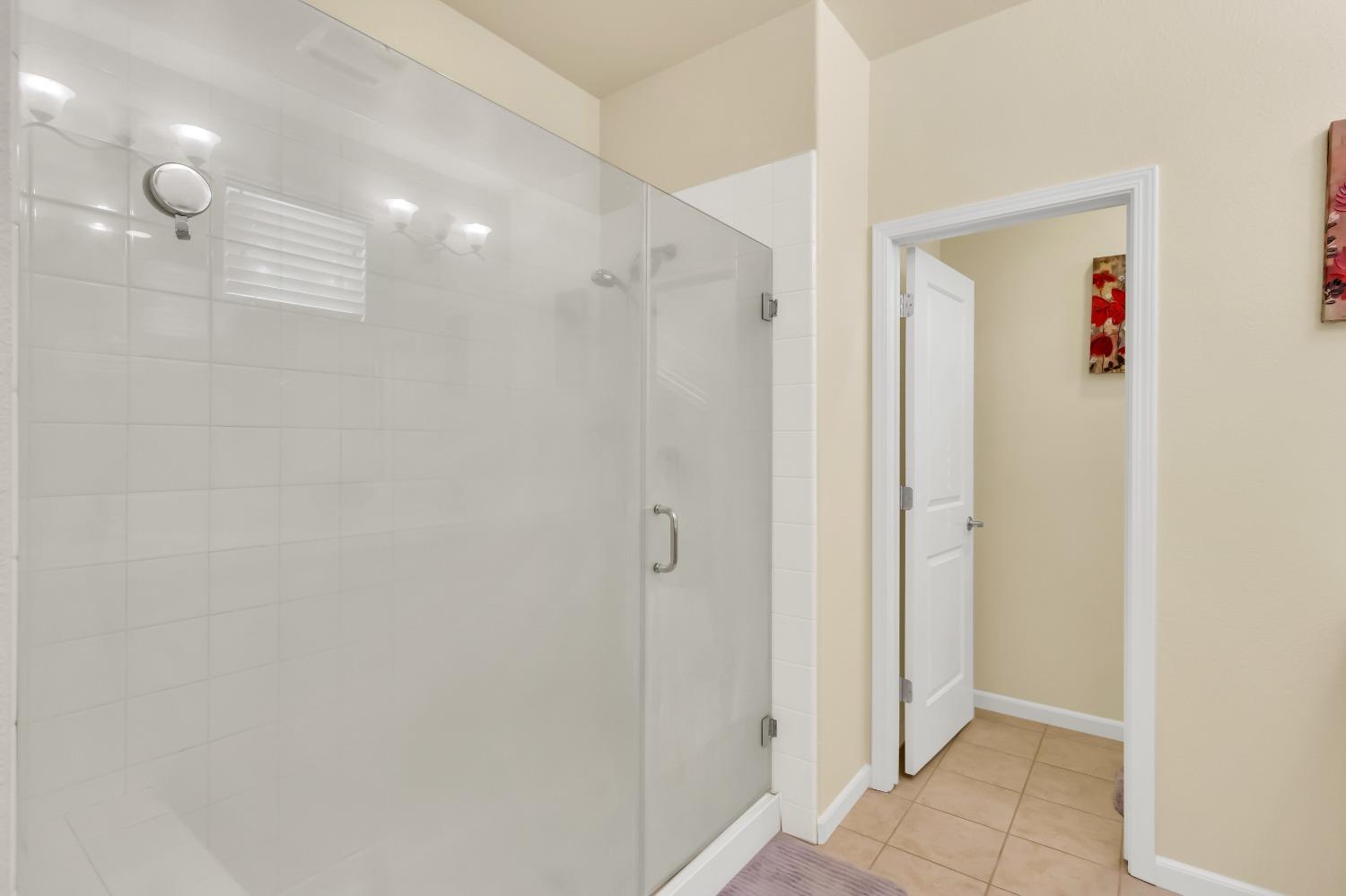 Detail Gallery Image 41 of 57 For 2481 Ben Ali Way, Sacramento,  CA 95815 - 4 Beds | 2/1 Baths