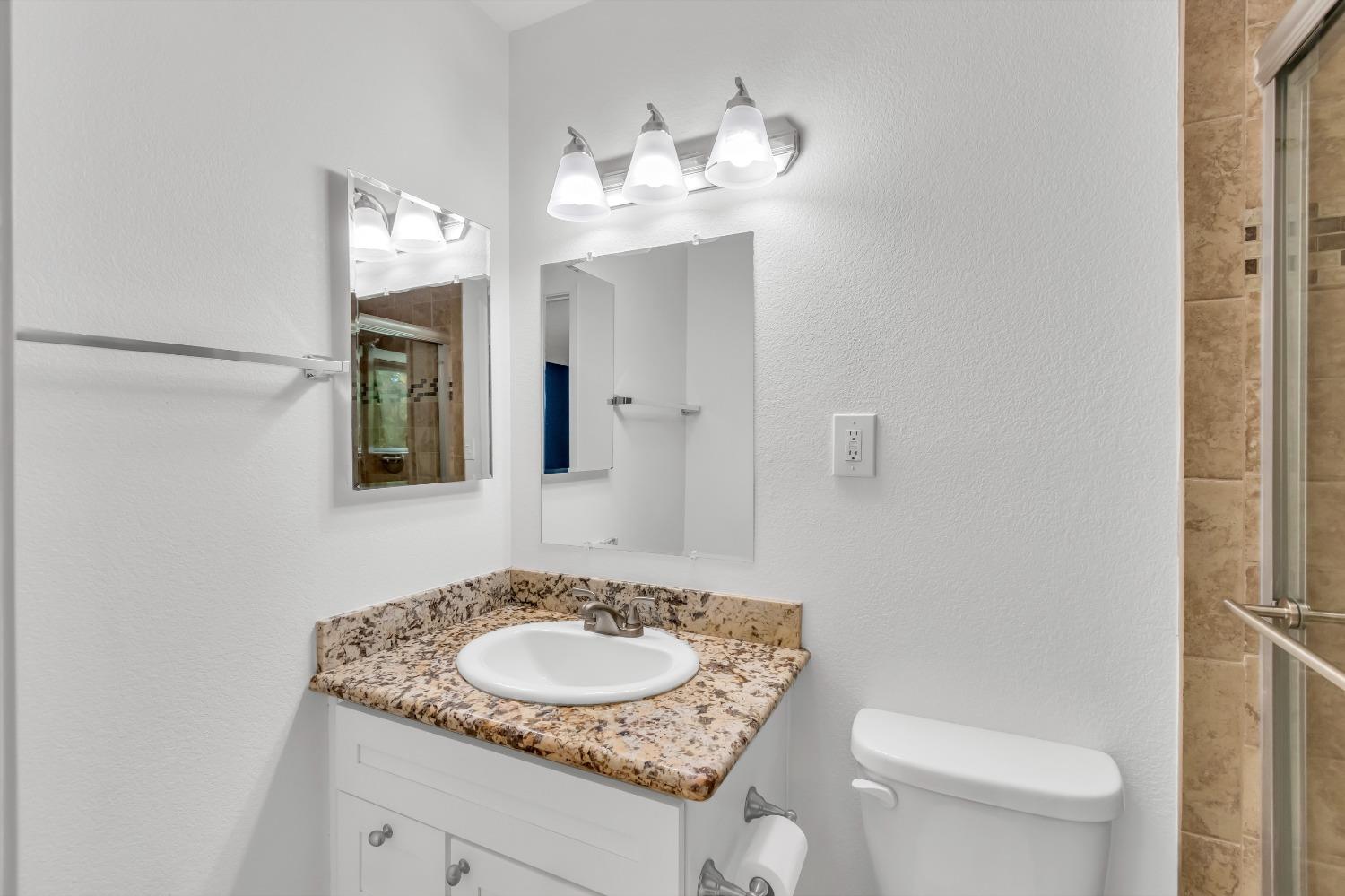 Detail Gallery Image 22 of 47 For 4964 Kennington Dr, Sacramento,  CA 95841 - 3 Beds | 2 Baths