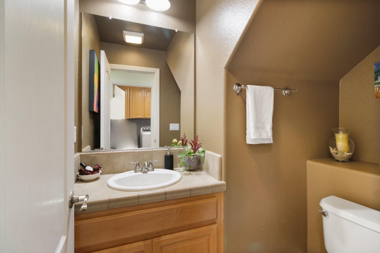 Detail Gallery Image 38 of 49 For 11882 Cobble Brook Dr, Rancho Cordova,  CA 95742 - 5 Beds | 4/1 Baths