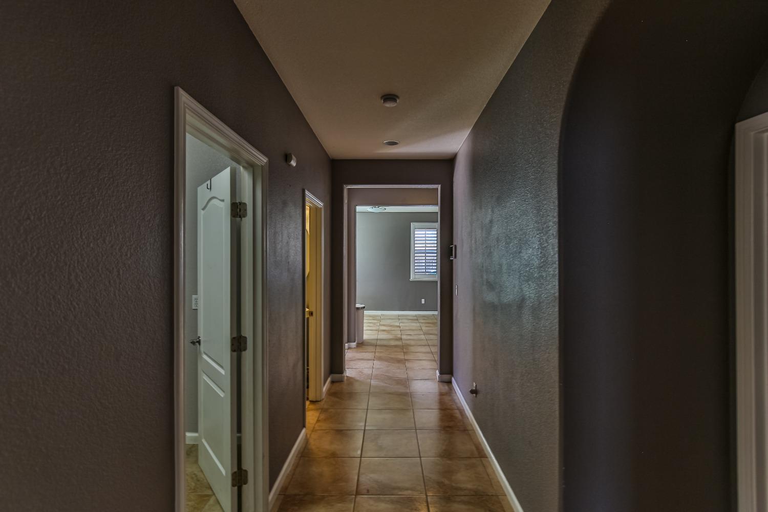 Detail Gallery Image 53 of 76 For 9781 Fall Valley Way, Sacramento,  CA 95829 - 4 Beds | 2/1 Baths