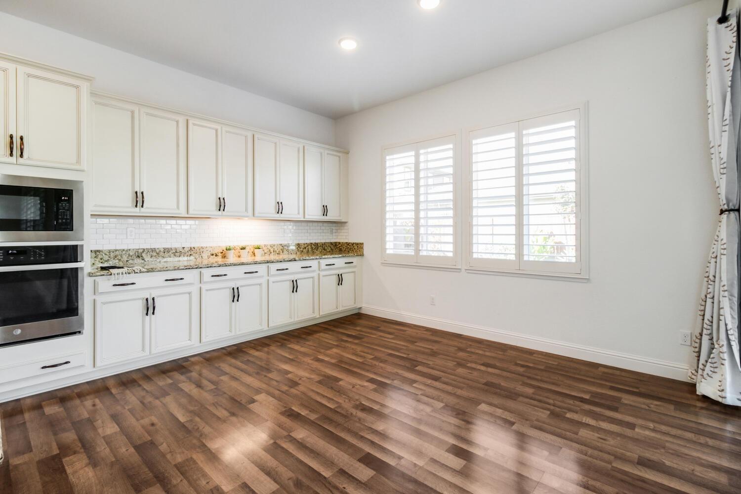 Detail Gallery Image 22 of 57 For 8583 Steve Horning Way, Elk Grove,  CA 95757 - 4 Beds | 3/1 Baths