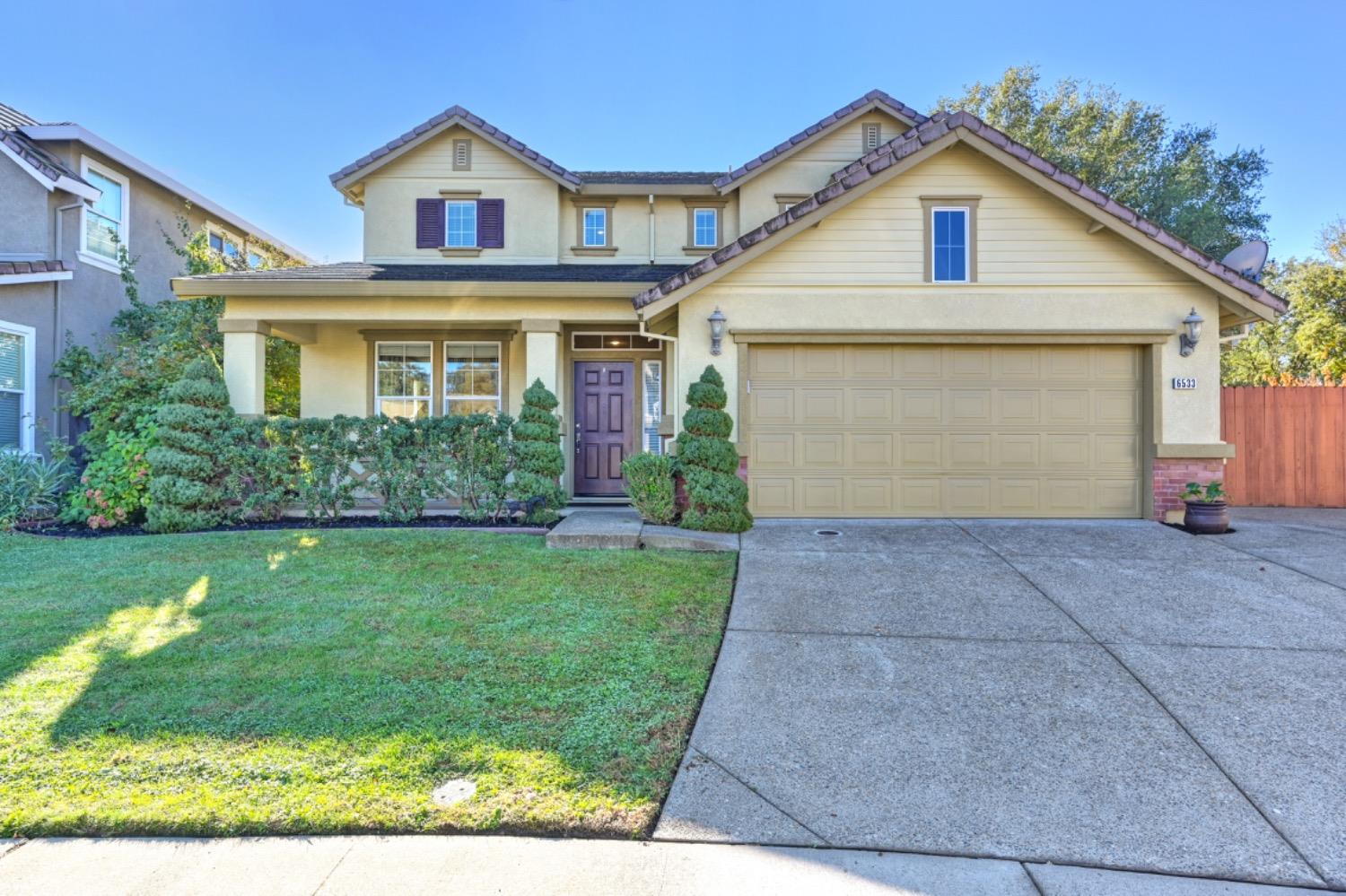 Detail Gallery Image 2 of 61 For 6533 Thalia Way, Citrus Heights,  CA 95621 - 4 Beds | 2/1 Baths