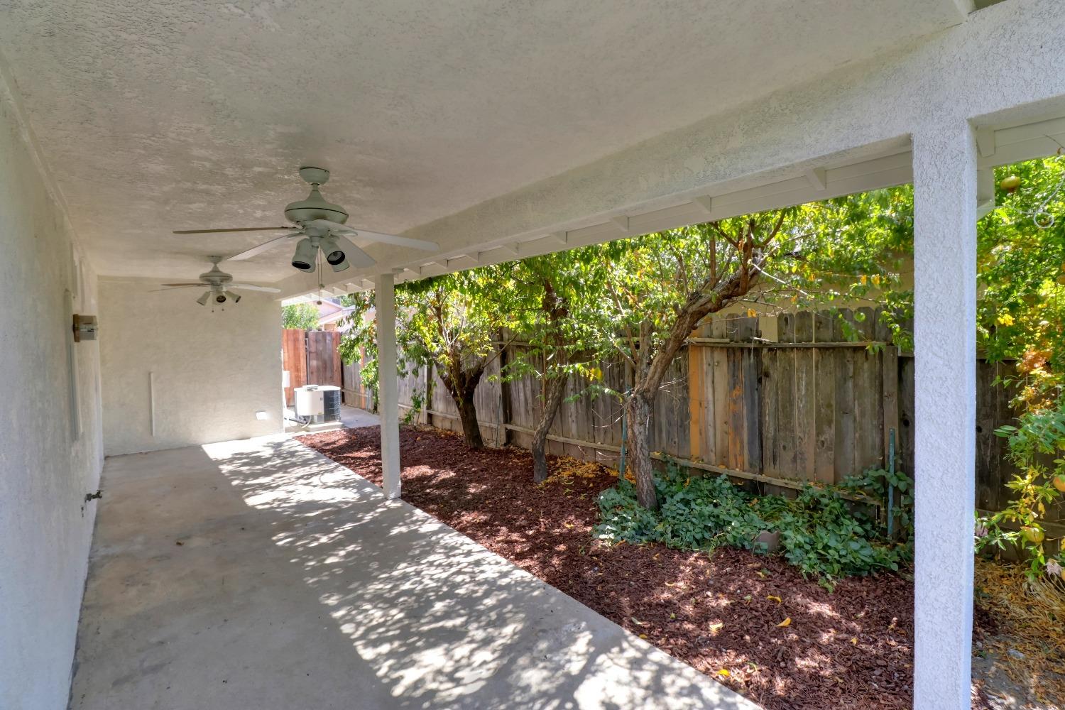 Detail Gallery Image 40 of 47 For 181 Arcade Blvd, Sacramento,  CA 95815 - 4 Beds | 2 Baths