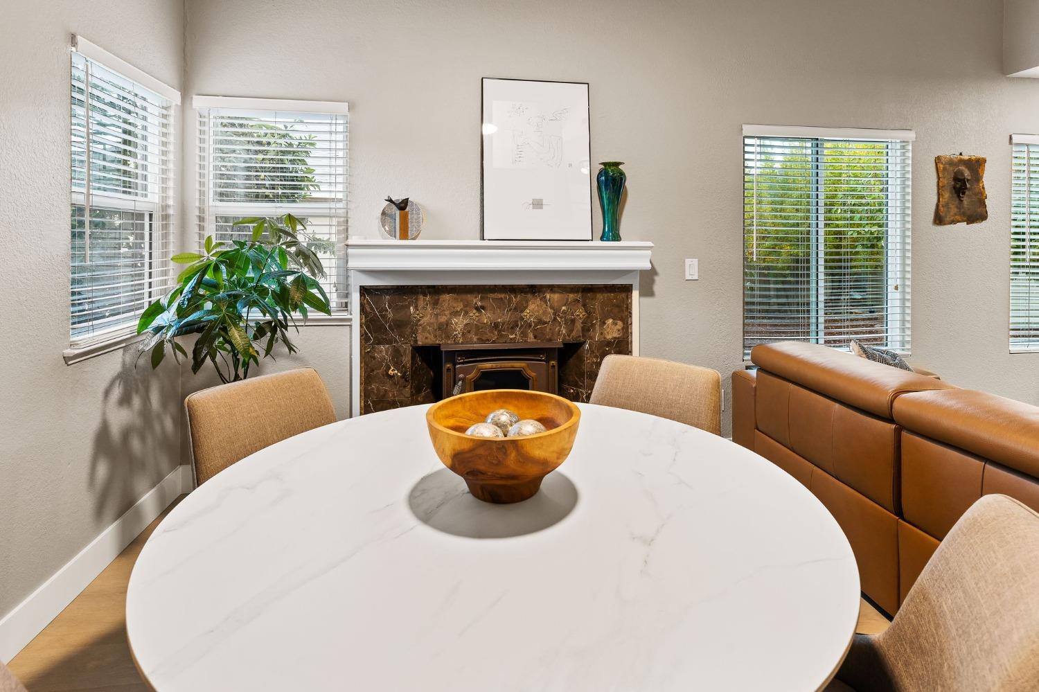 Detail Gallery Image 11 of 64 For 4927 Perceptive Way, Sacramento,  CA 95842 - 3 Beds | 2 Baths