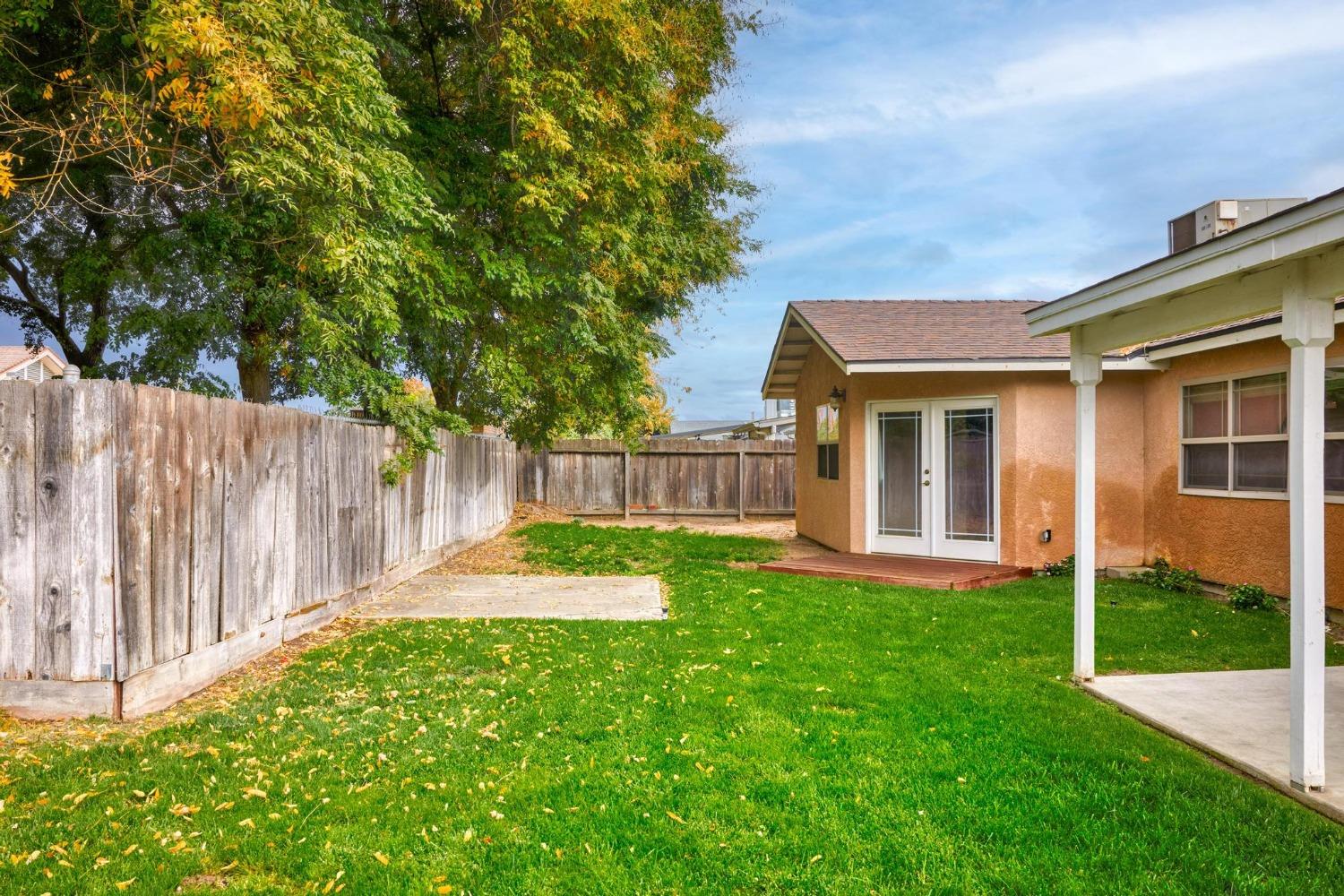 Detail Gallery Image 31 of 38 For 1917 Fox Glen Dr, Hughson,  CA 95326 - 4 Beds | 2 Baths