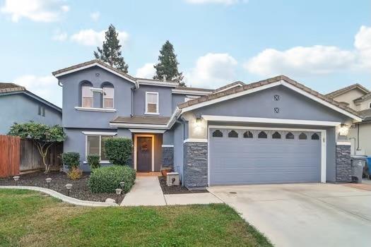 Detail Gallery Image 1 of 26 For 2054 Morgan Way, Yuba City,  CA 95993 - 4 Beds | 2/1 Baths