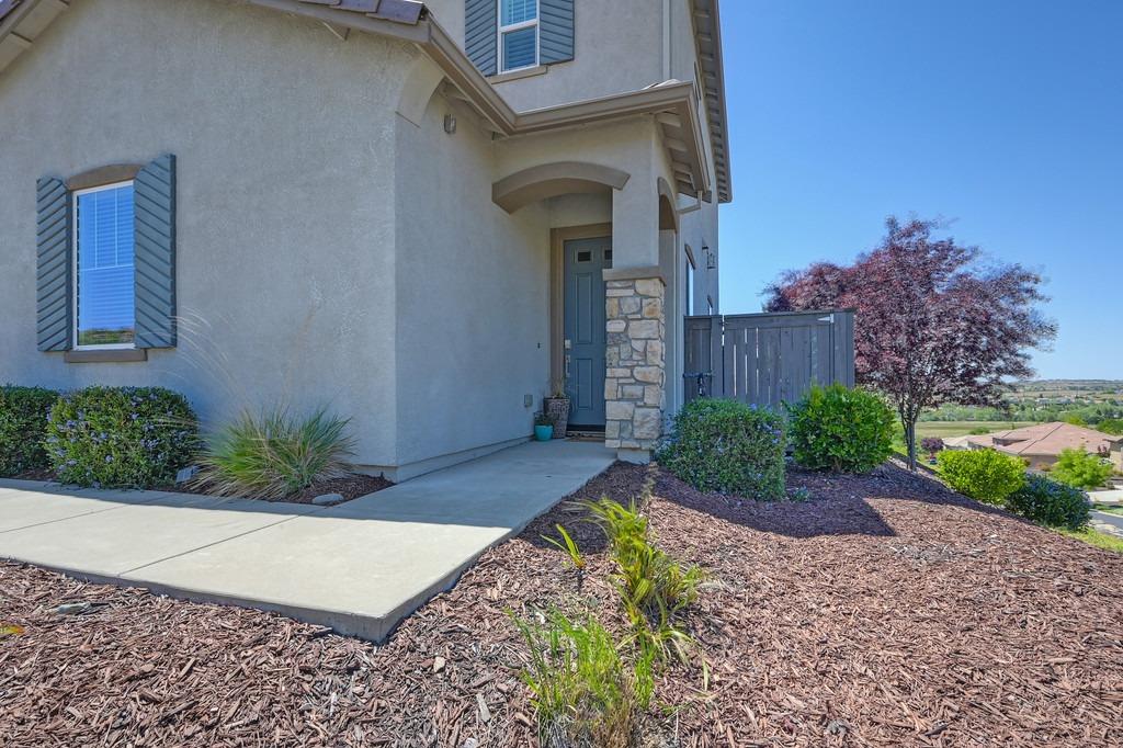 Detail Gallery Image 7 of 92 For 604 Valley Brook Ct, El Dorado Hills,  CA 95762 - 5 Beds | 3/1 Baths