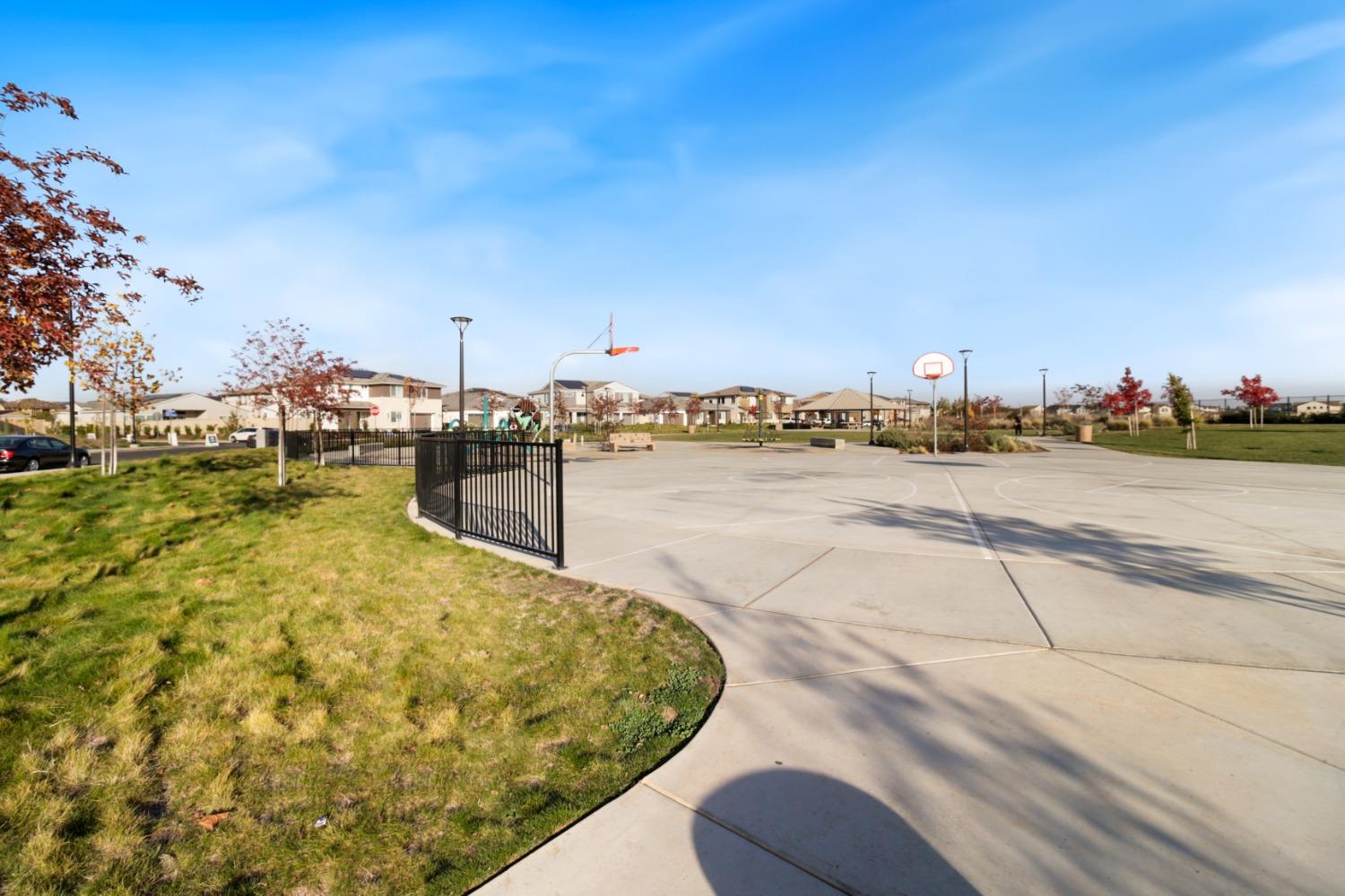 Detail Gallery Image 48 of 49 For 11882 Cobble Brook Dr, Rancho Cordova,  CA 95742 - 5 Beds | 4/1 Baths