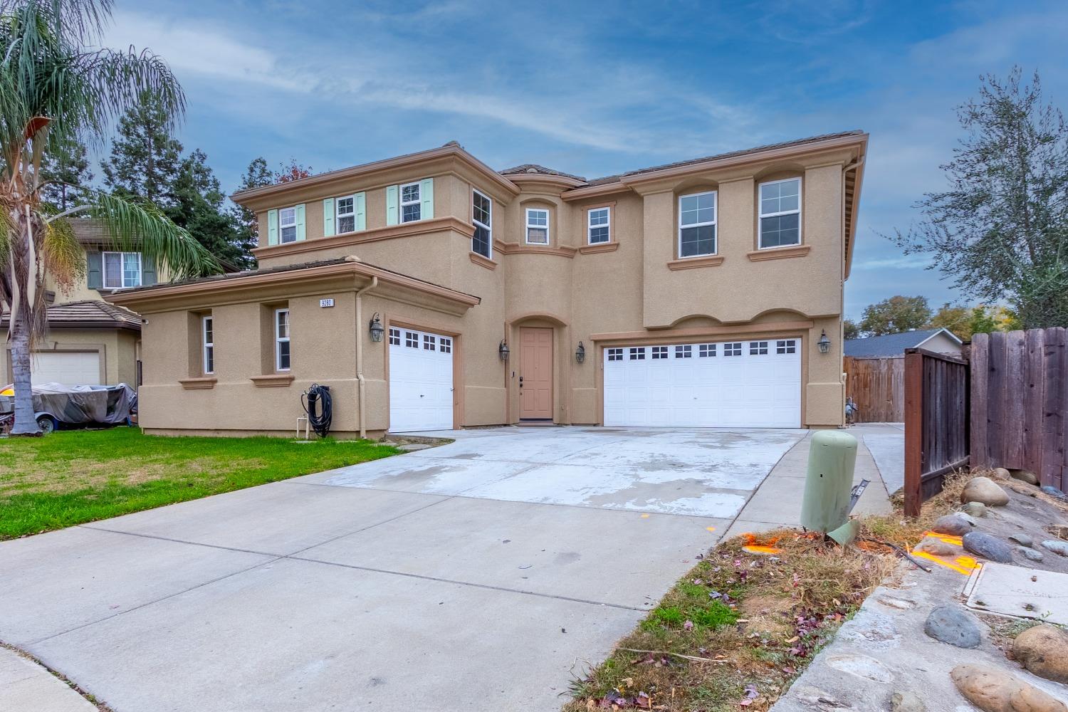 Detail Gallery Image 1 of 52 For 9280 Fife Ranch Way, Elk Grove,  CA 95624 - 5 Beds | 3 Baths