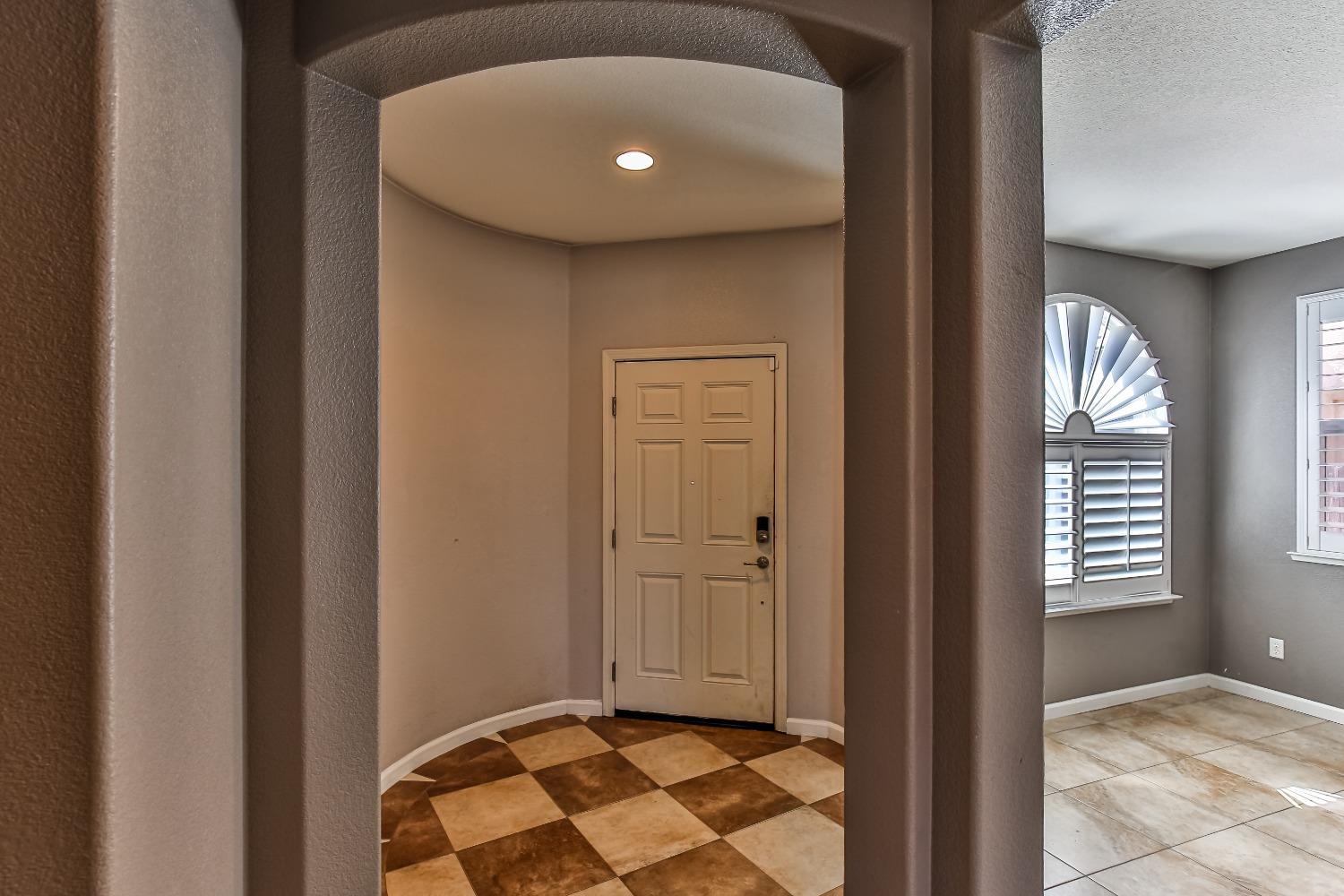 Detail Gallery Image 73 of 76 For 9781 Fall Valley Way, Sacramento,  CA 95829 - 4 Beds | 2/1 Baths