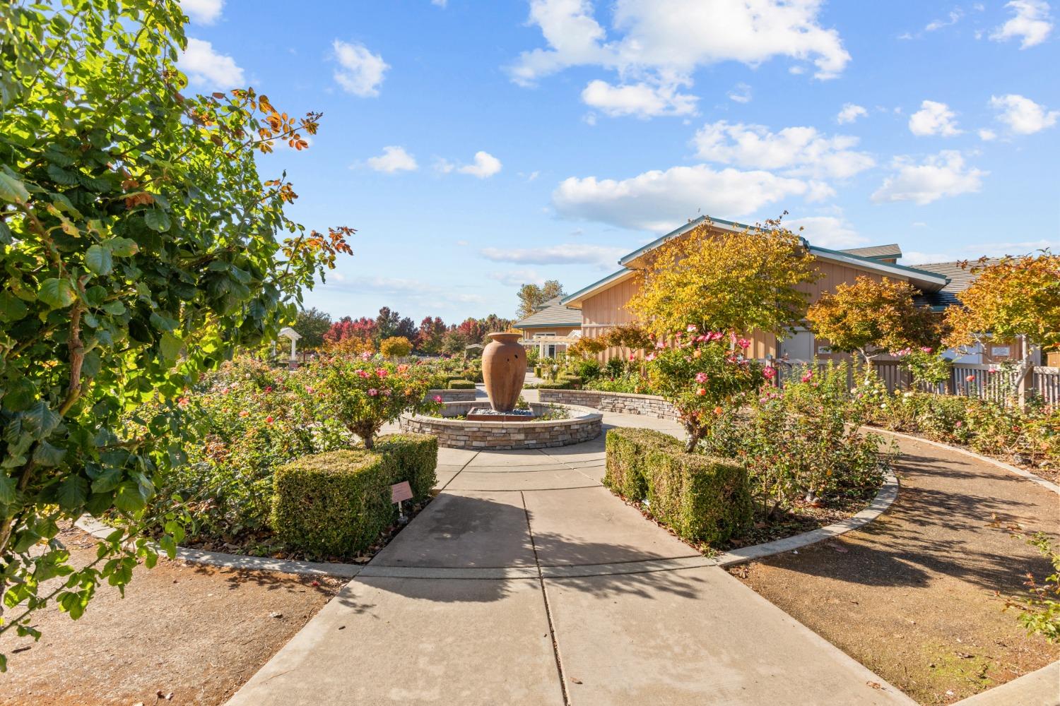 Detail Gallery Image 36 of 53 For 1660 Bannon Creek, Sacramento,  CA 95833 - 2 Beds | 2 Baths