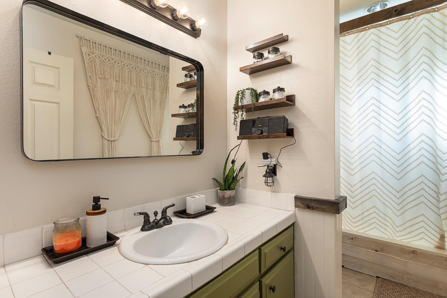 Detail Gallery Image 13 of 21 For 2515 Merrychase Dr #F,  Cameron Park,  CA 95682 - 2 Beds | 1/1 Baths