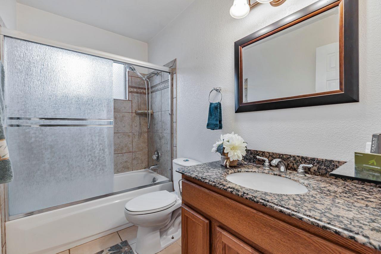 Detail Gallery Image 38 of 47 For 9060 El Oro Plaza Dr, Elk Grove,  CA 95624 - 4 Beds | 2 Baths