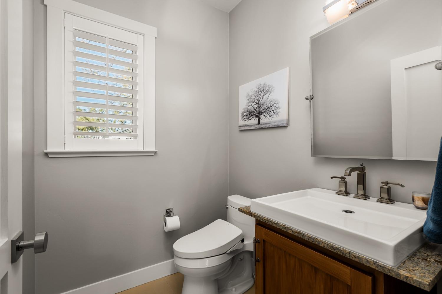 Detail Gallery Image 33 of 49 For 12980 Austin Forest Cir, Auburn,  CA 95602 - 4 Beds | 2/1 Baths