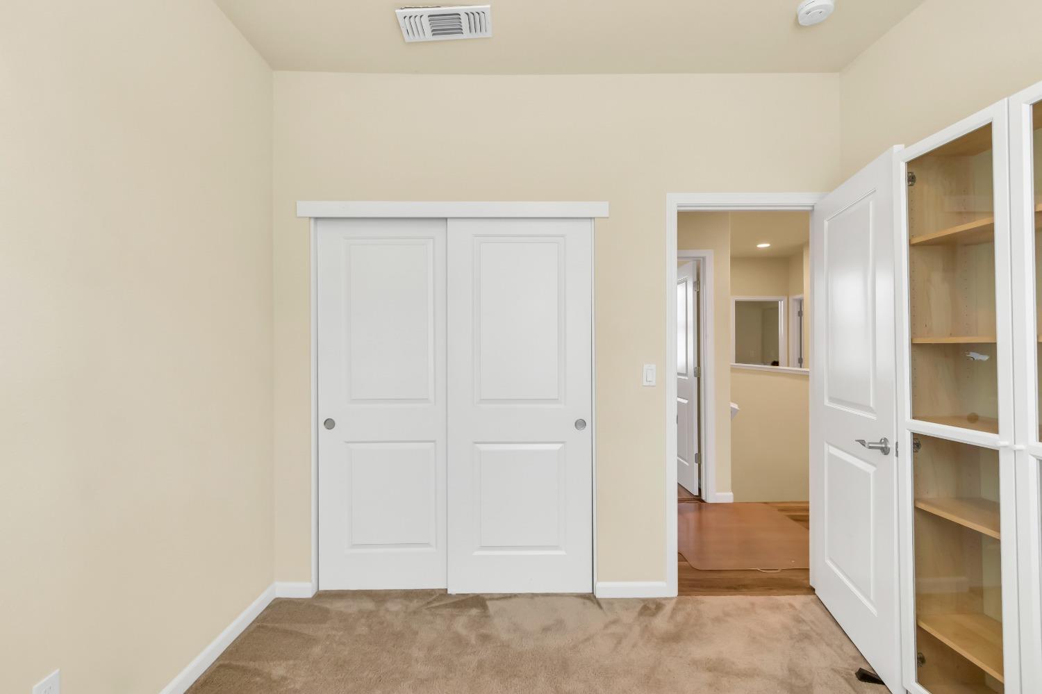 Detail Gallery Image 27 of 57 For 2481 Ben Ali Way, Sacramento,  CA 95815 - 4 Beds | 2/1 Baths