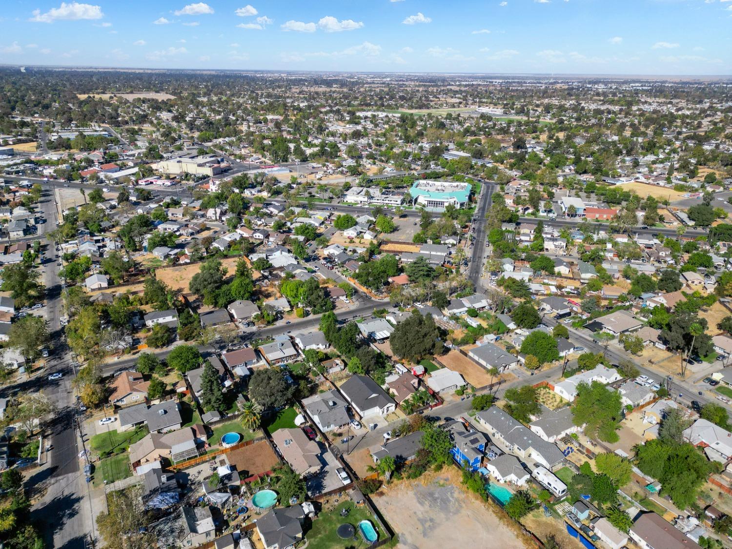 Detail Gallery Image 33 of 33 For 2621 Selma St, Sacramento,  CA 95815 - 3 Beds | 2 Baths