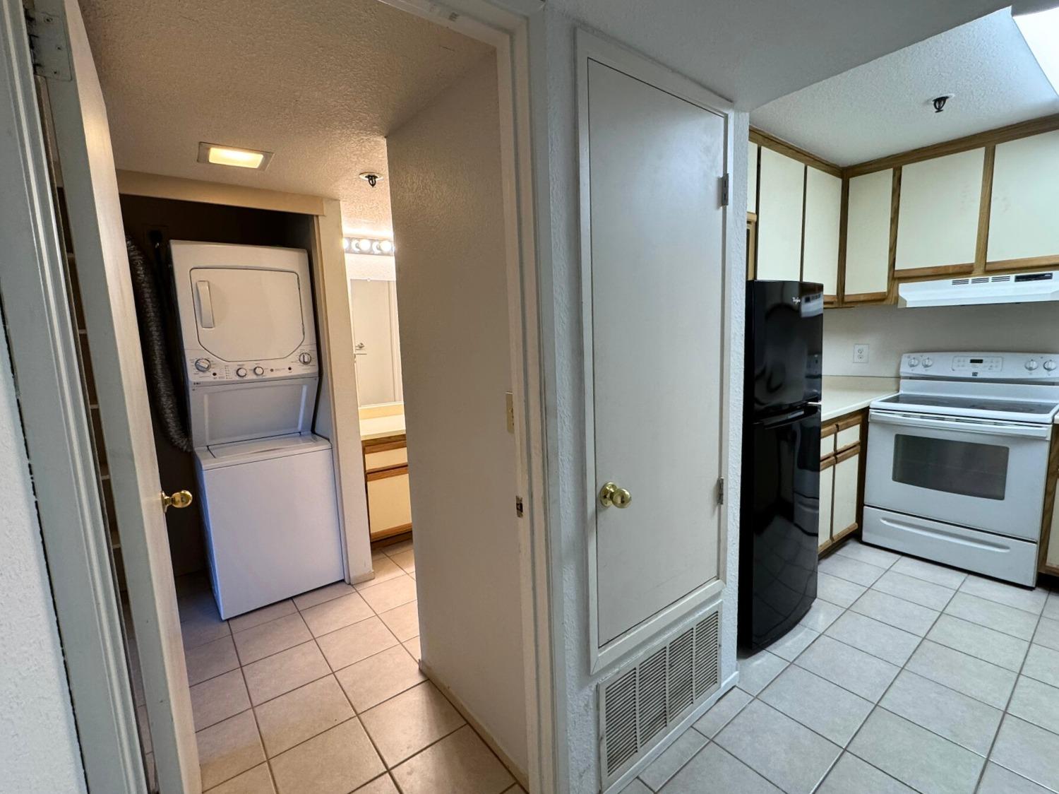 Detail Gallery Image 9 of 20 For 1019 Dornajo Way #129,  Sacramento,  CA 95825 - 1 Beds | 1 Baths