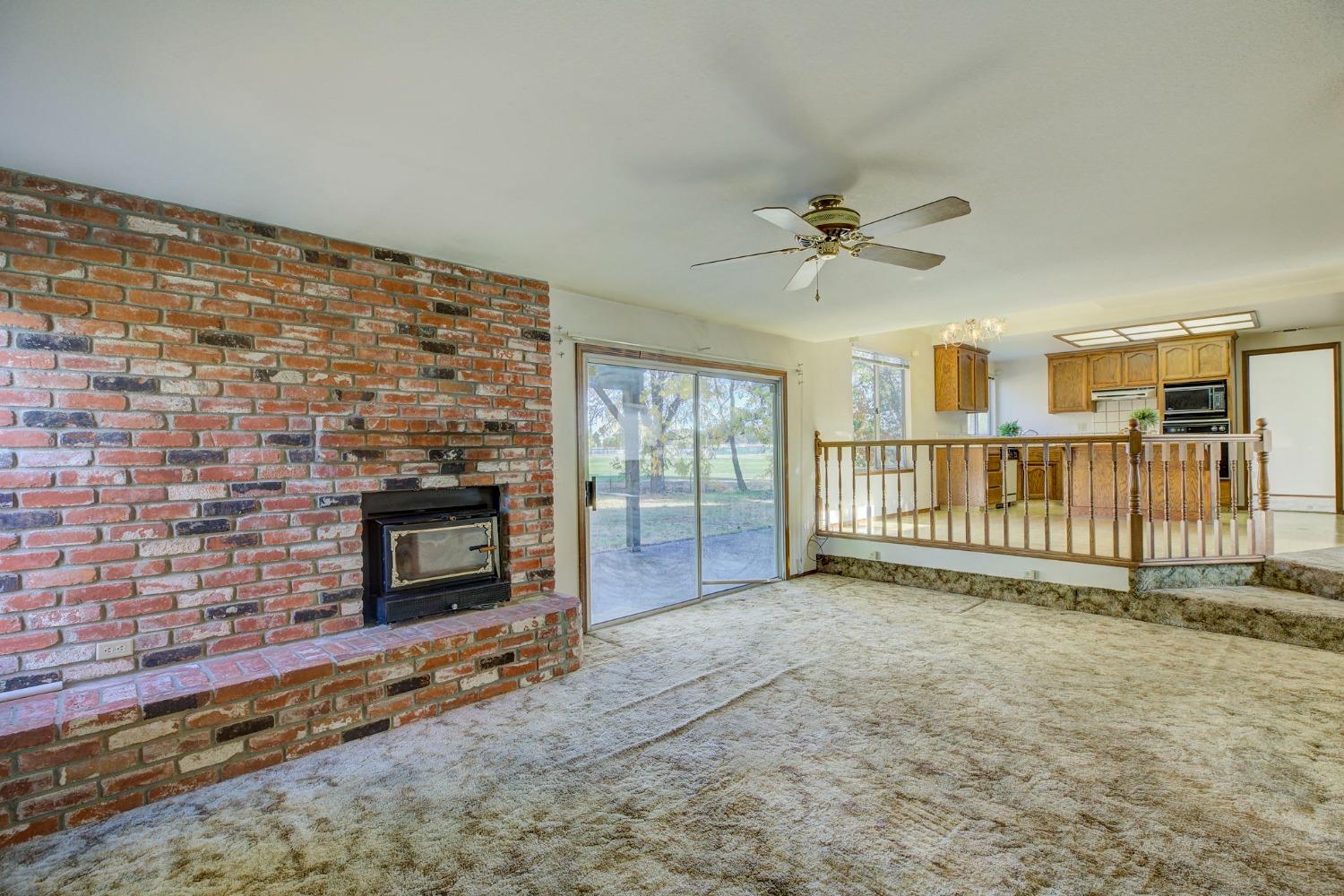 Detail Gallery Image 19 of 42 For 645 Amber Ct, Roseville,  CA 95678 - 4 Beds | 2/1 Baths