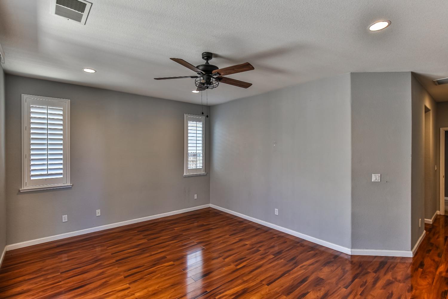 Detail Gallery Image 59 of 76 For 9781 Fall Valley Way, Sacramento,  CA 95829 - 4 Beds | 2/1 Baths