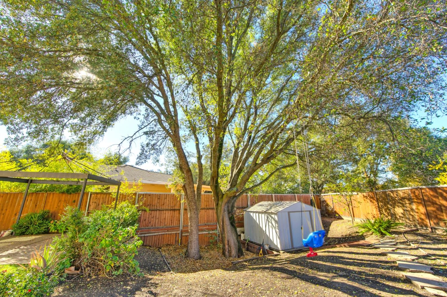 Detail Gallery Image 53 of 61 For 6533 Thalia Way, Citrus Heights,  CA 95621 - 4 Beds | 2/1 Baths