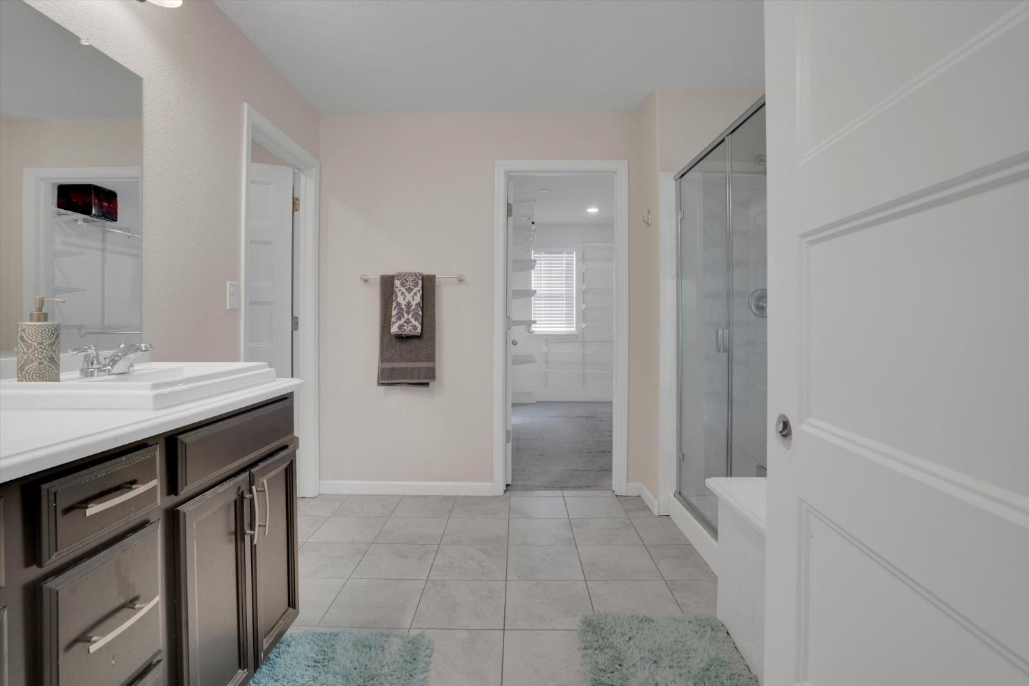 Detail Gallery Image 27 of 37 For 127 Belluno, Stockton,  CA 95209 - 3 Beds | 2/1 Baths