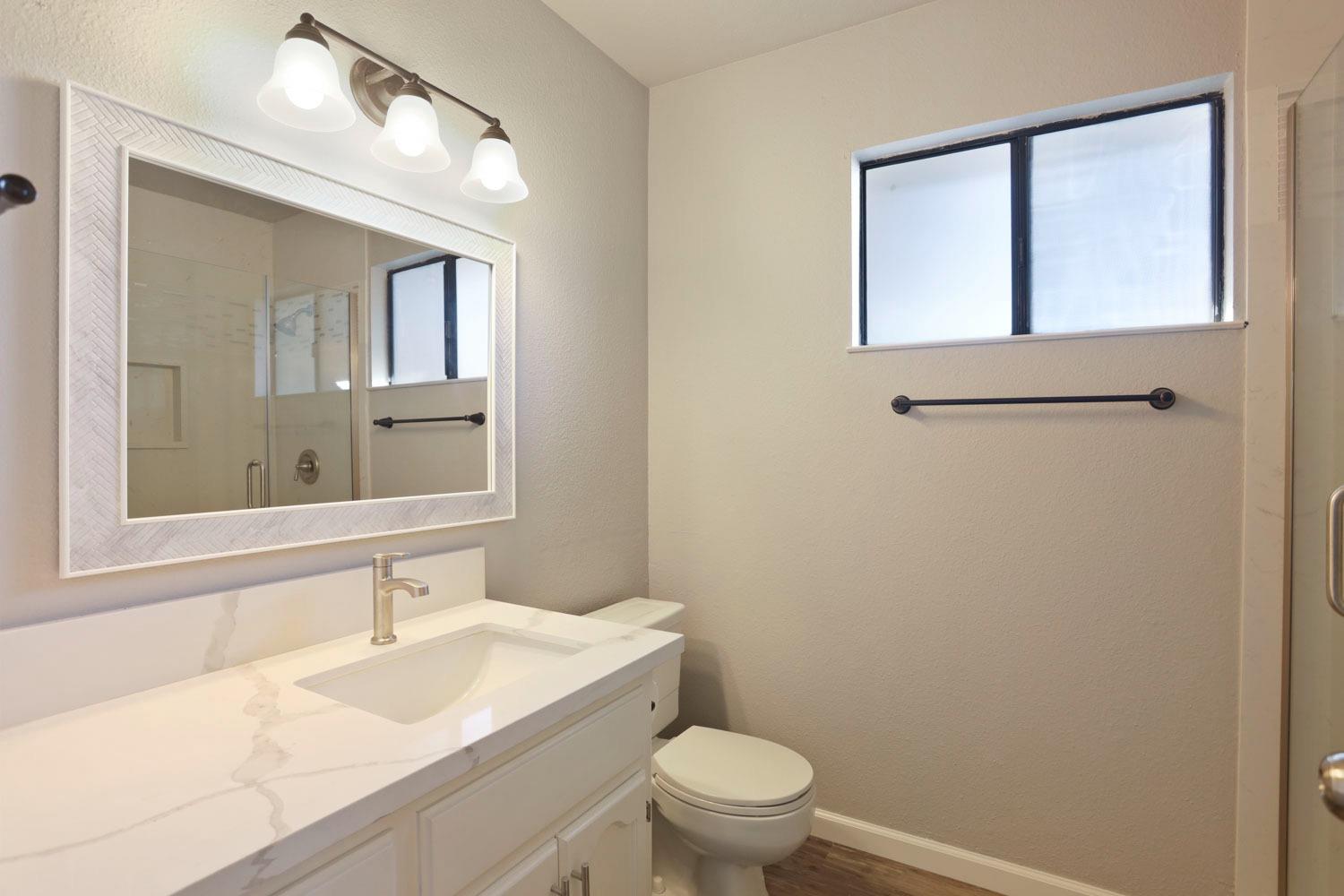 Detail Gallery Image 25 of 35 For 1497 Claremont Dr, Manteca,  CA 95336 - 3 Beds | 2 Baths