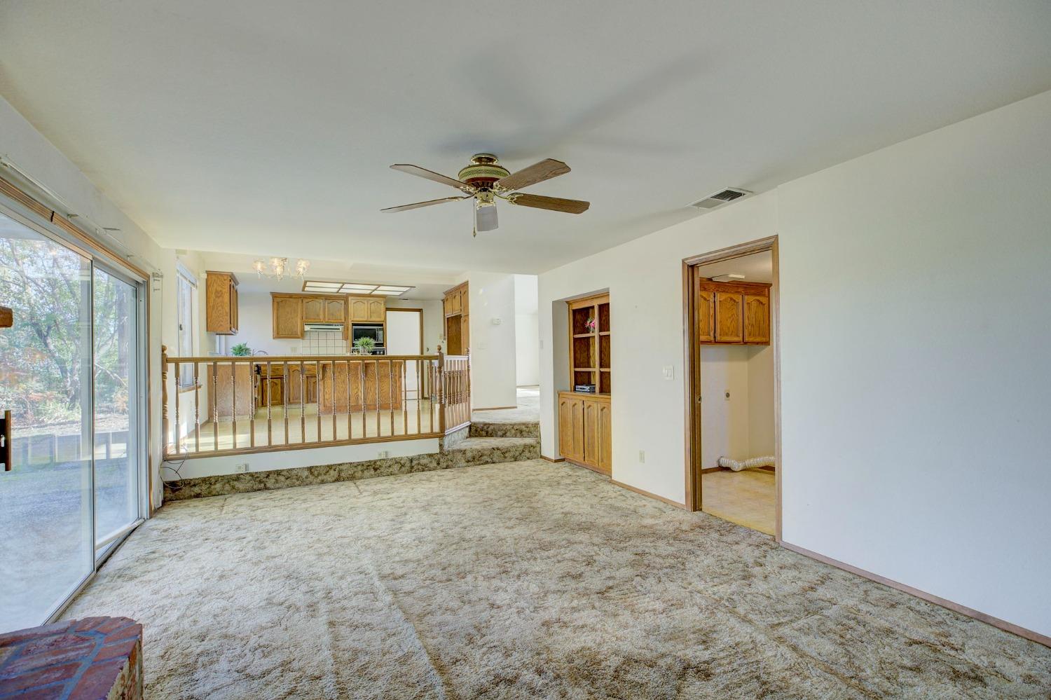 Detail Gallery Image 20 of 42 For 645 Amber Ct, Roseville,  CA 95678 - 4 Beds | 2/1 Baths