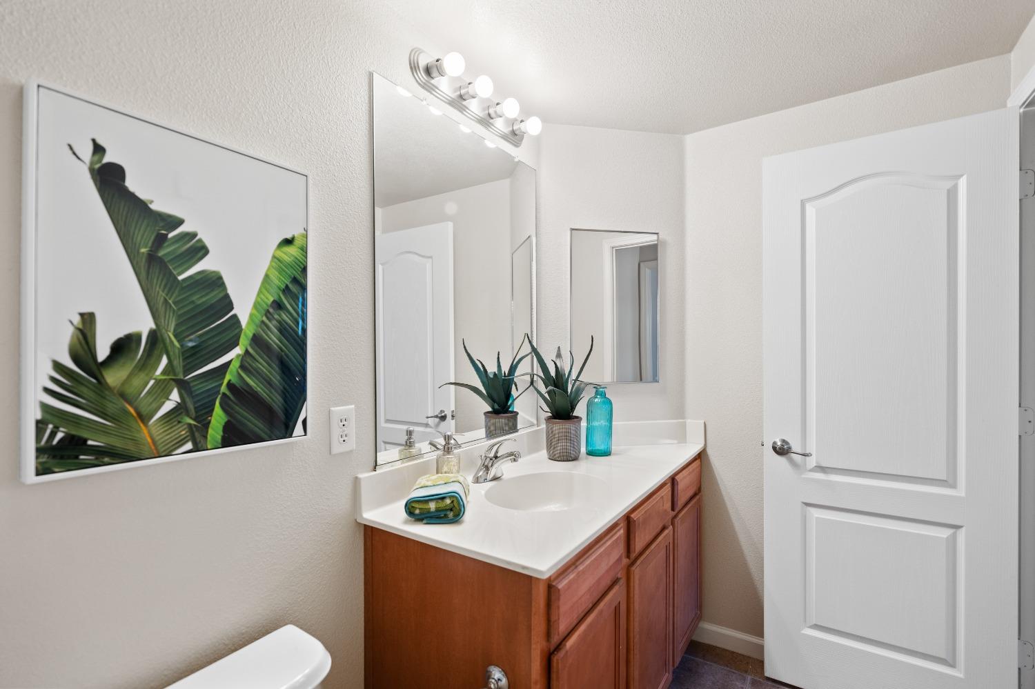 Detail Gallery Image 12 of 59 For 2480 Genova St #3,  West Sacramento,  CA 95691 - 2 Beds | 2 Baths