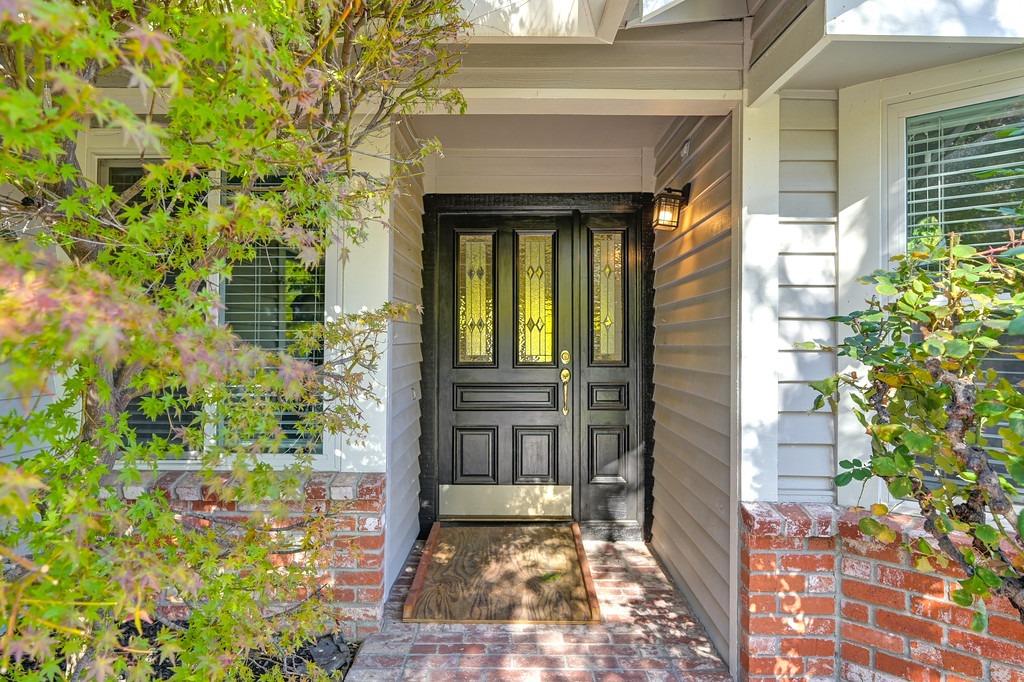 Detail Gallery Image 7 of 60 For 7933 Joshua Ct, Citrus Heights,  CA 95610 - 4 Beds | 2 Baths