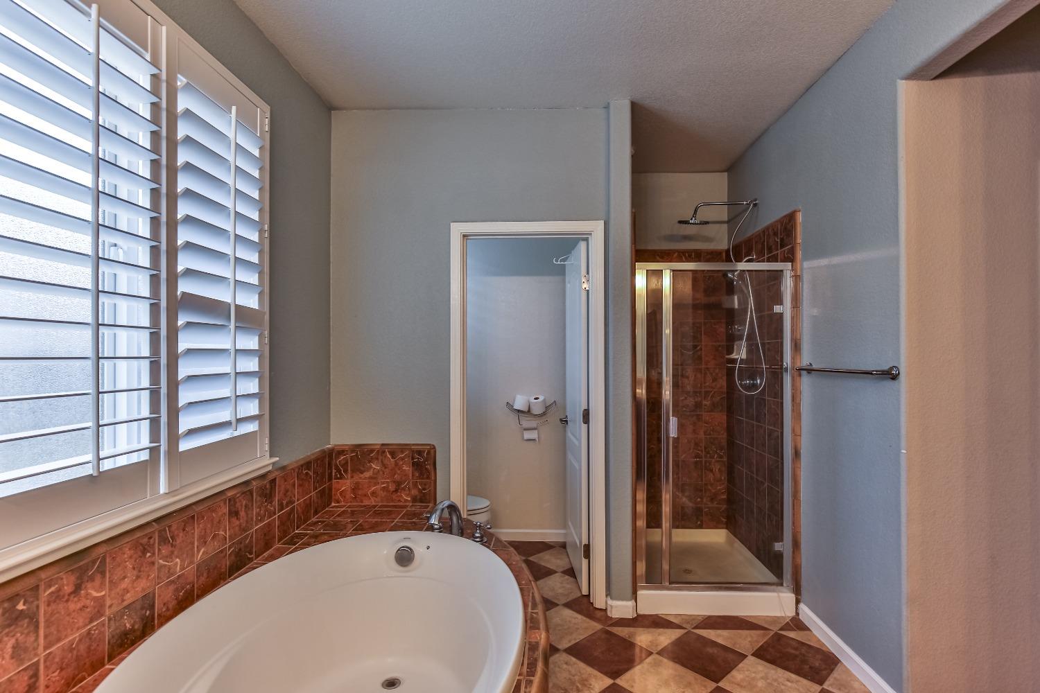 Detail Gallery Image 64 of 76 For 9781 Fall Valley Way, Sacramento,  CA 95829 - 4 Beds | 2/1 Baths