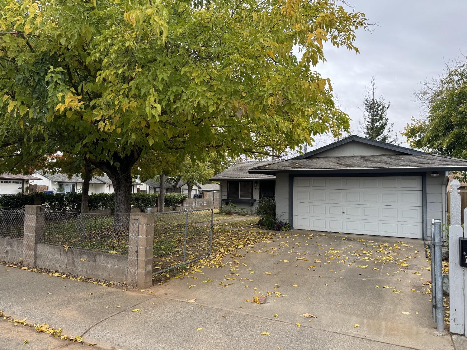 Detail Gallery Image 2 of 20 For 7105 7th St, Rio Linda,  CA 95673 - 3 Beds | 2 Baths