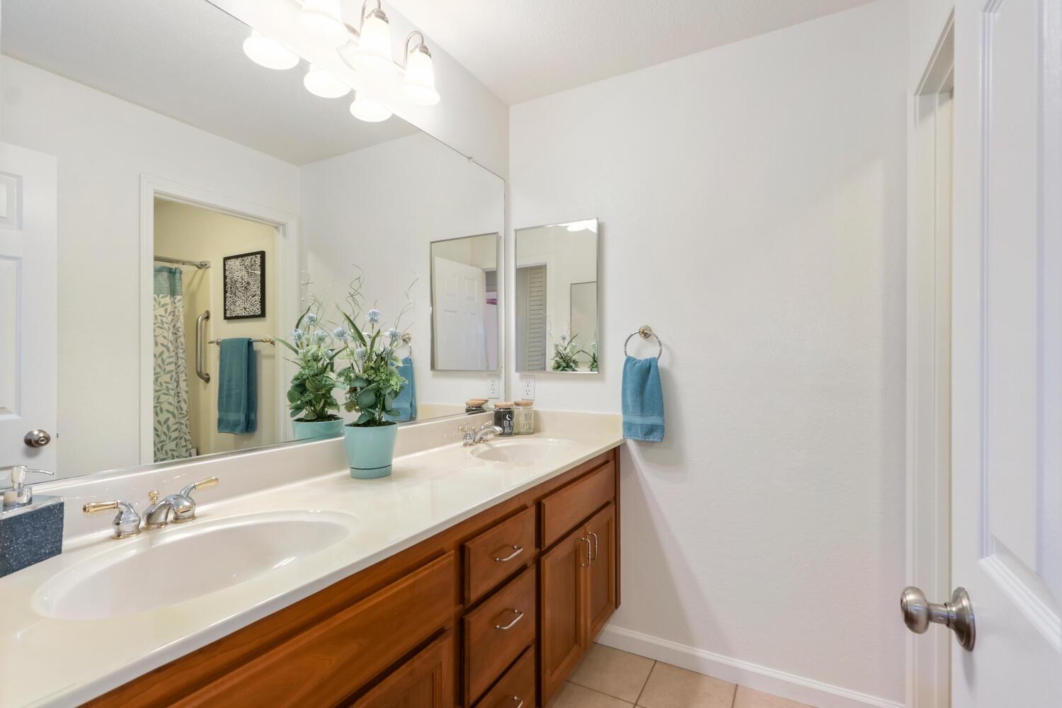 Detail Gallery Image 37 of 56 For 1810 Titian Pl, Davis,  CA 95618 - 4 Beds | 2/1 Baths