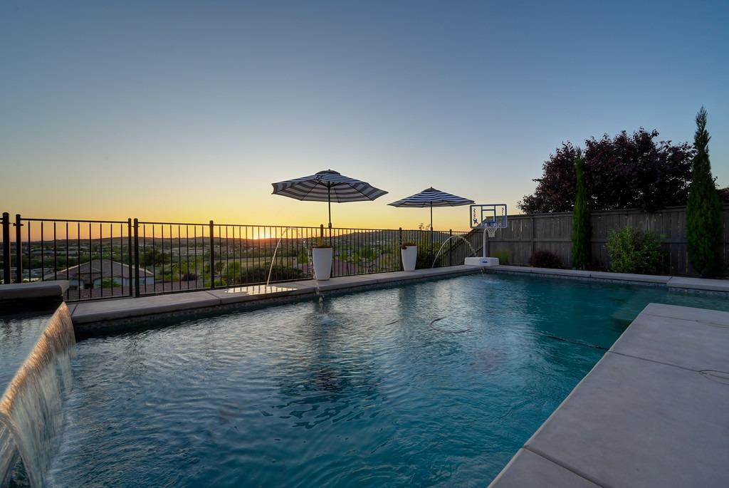 Detail Gallery Image 78 of 92 For 604 Valley Brook Ct, El Dorado Hills,  CA 95762 - 5 Beds | 3/1 Baths