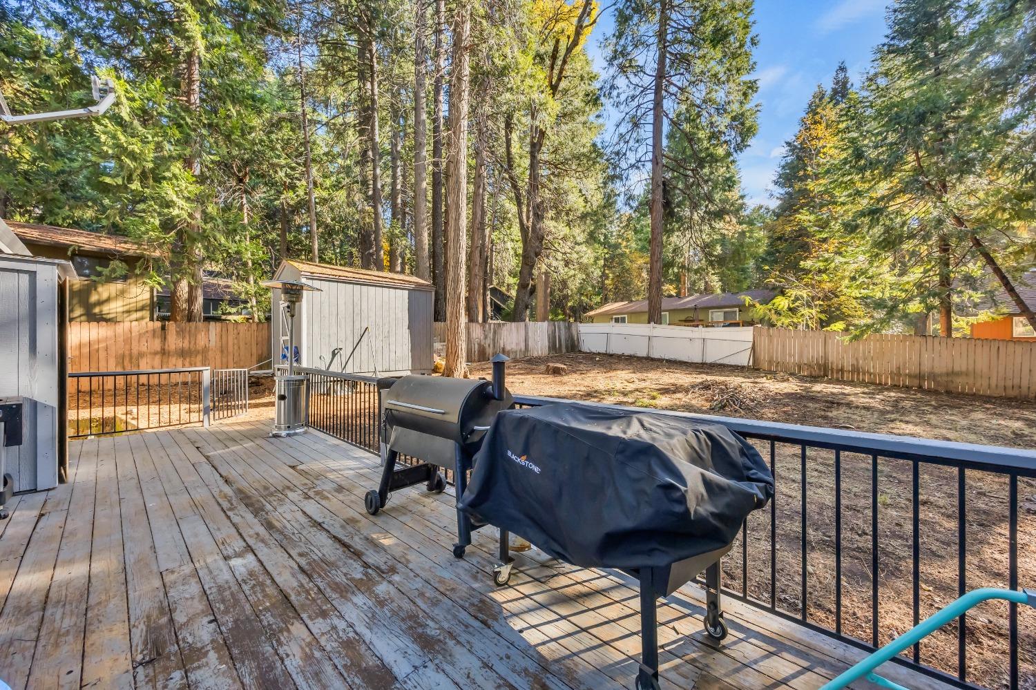 Detail Gallery Image 33 of 44 For 6922 Ridgeway Dr, Pollock Pines,  CA 95726 - 4 Beds | 2 Baths