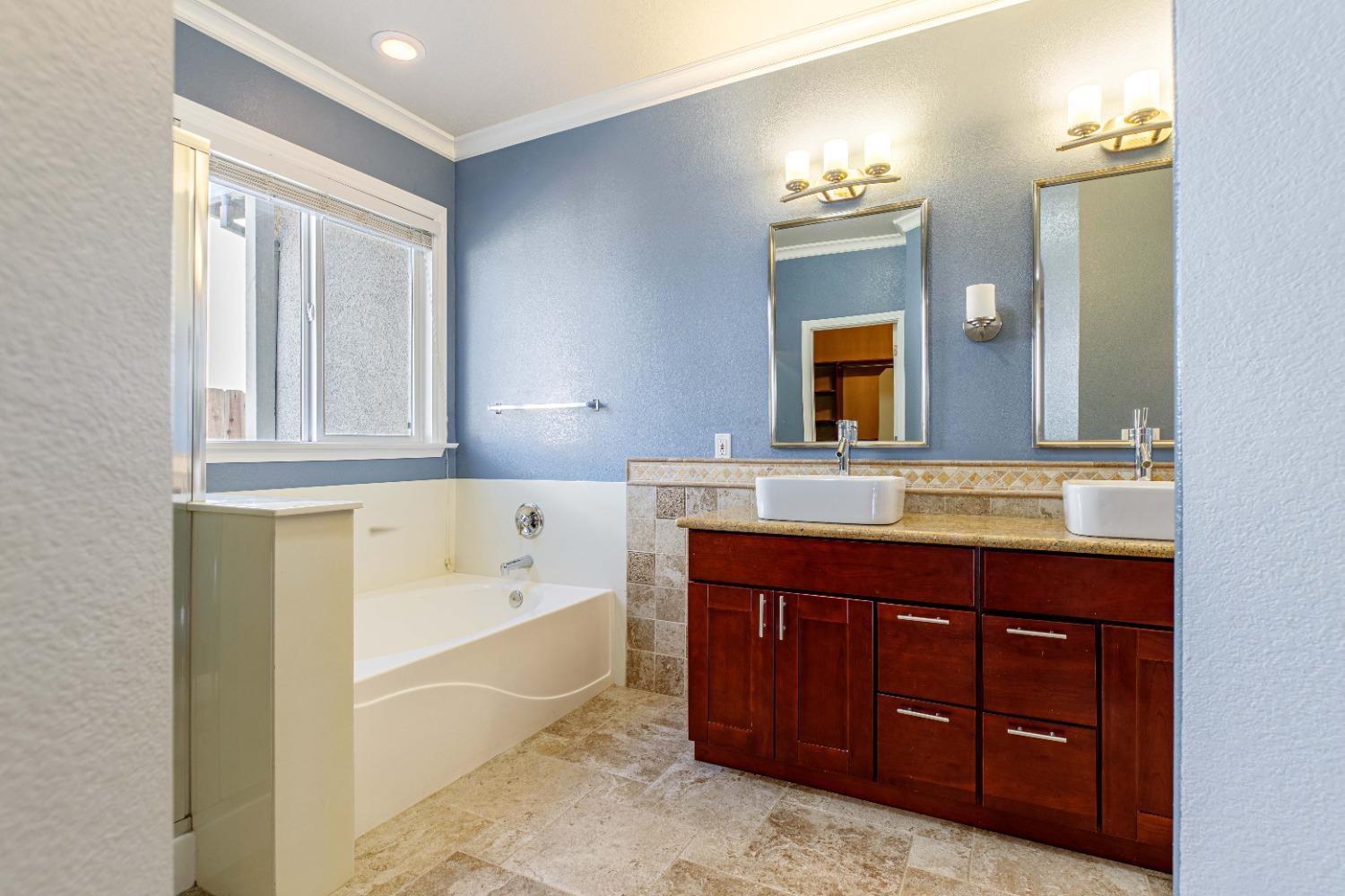 Detail Gallery Image 21 of 74 For 2909 Mars Hills St, Modesto,  CA 95355 - 5 Beds | 3/1 Baths