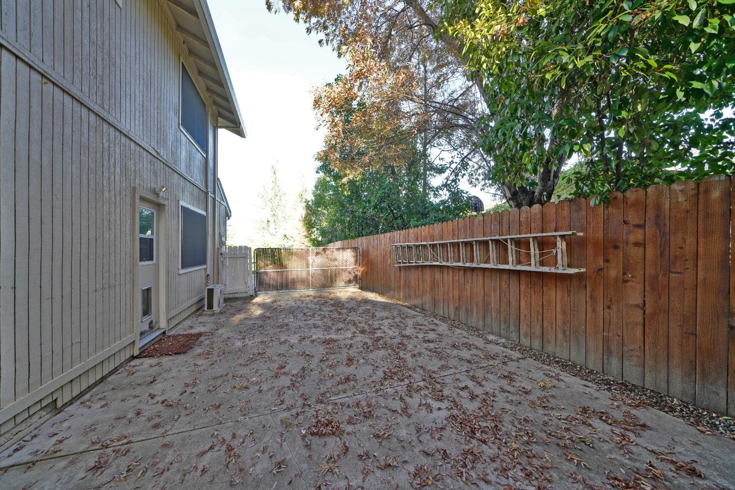 Detail Gallery Image 53 of 56 For 2908 Pasada Ct, Cameron Park,  CA 95682 - 3 Beds | 3 Baths