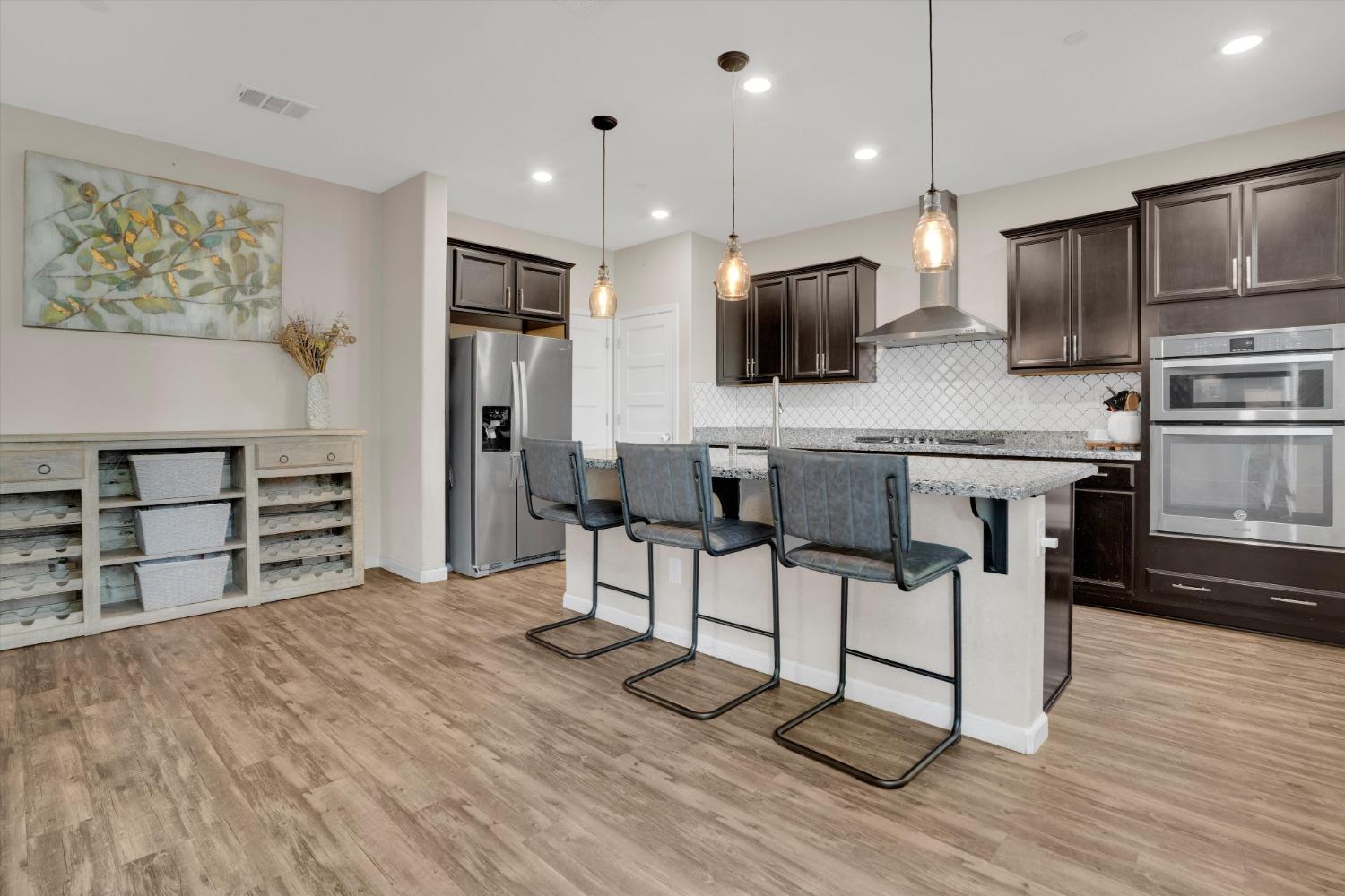 Detail Gallery Image 11 of 37 For 127 Belluno, Stockton,  CA 95209 - 3 Beds | 2/1 Baths