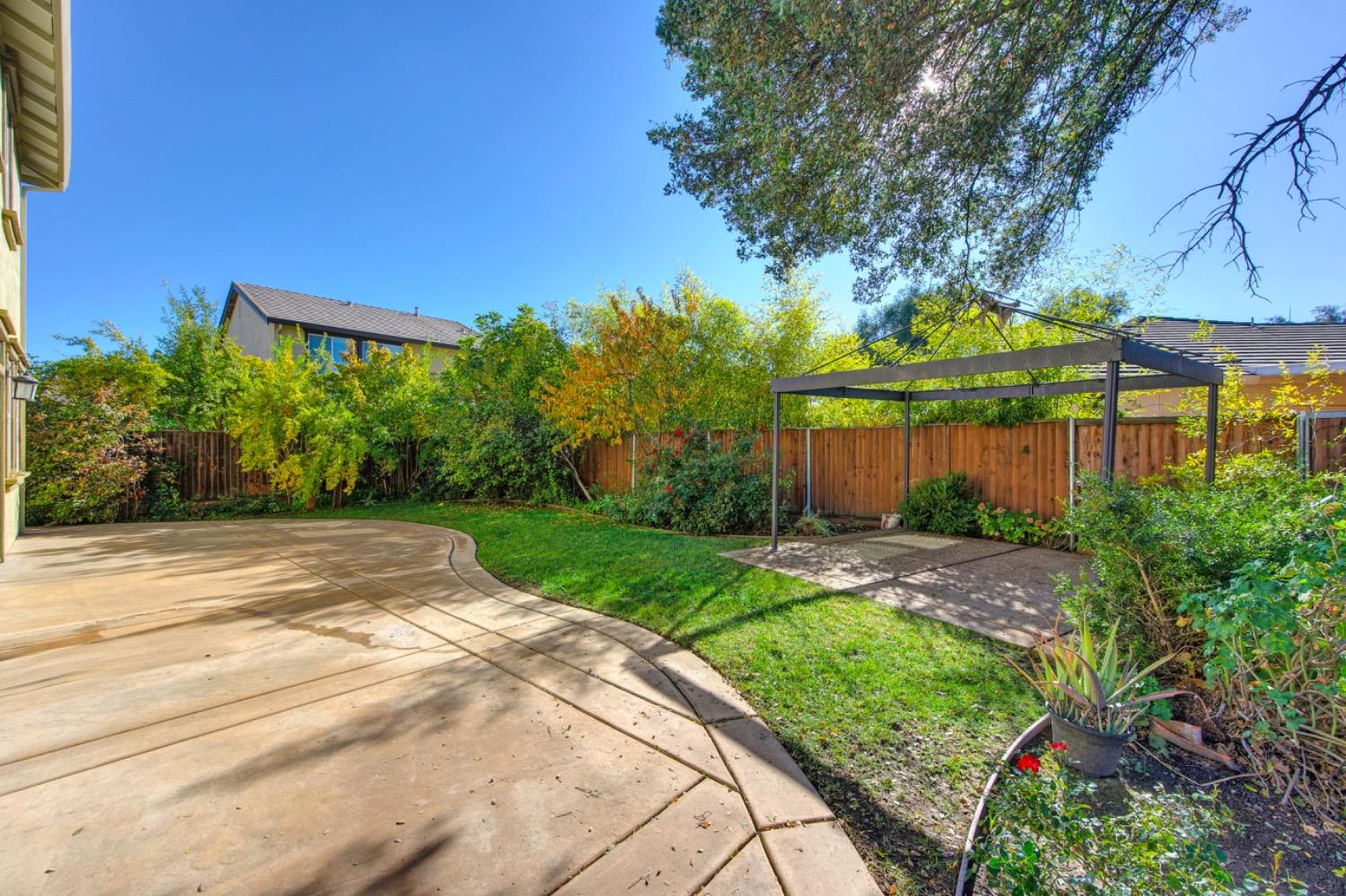 Detail Gallery Image 52 of 61 For 6533 Thalia Way, Citrus Heights,  CA 95621 - 4 Beds | 2/1 Baths