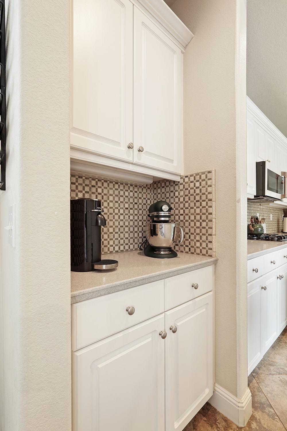 Detail Gallery Image 21 of 54 For 2484 Legacy Way, Lodi,  CA 95242 - 4 Beds | 2/1 Baths