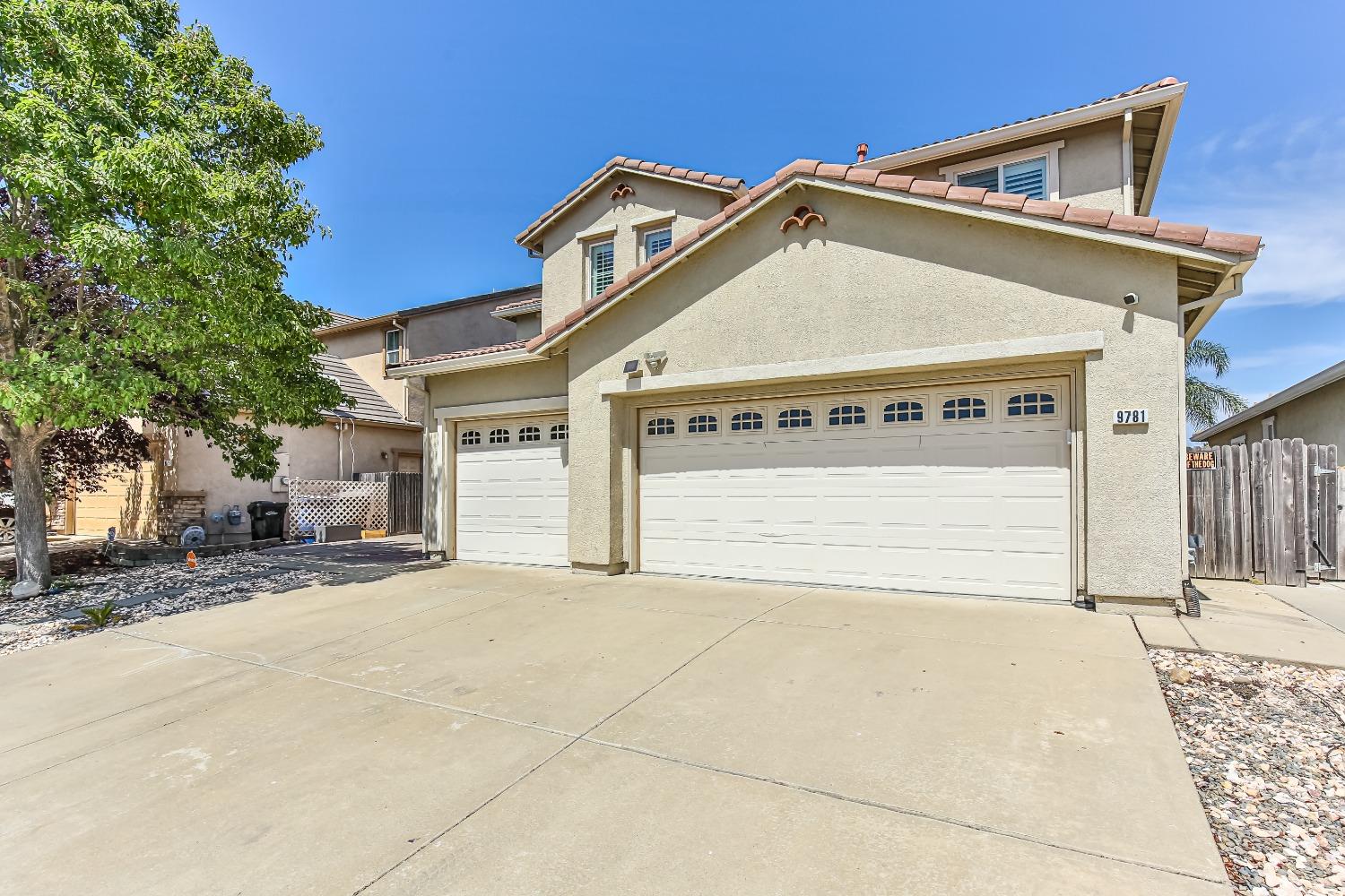 Detail Gallery Image 74 of 76 For 9781 Fall Valley Way, Sacramento,  CA 95829 - 4 Beds | 2/1 Baths