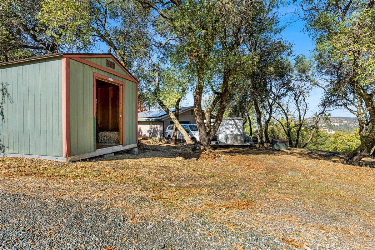 Detail Gallery Image 49 of 71 For 21300 Bald Ridge Dr, Penn Valley,  CA 95946 - 3 Beds | 3/1 Baths