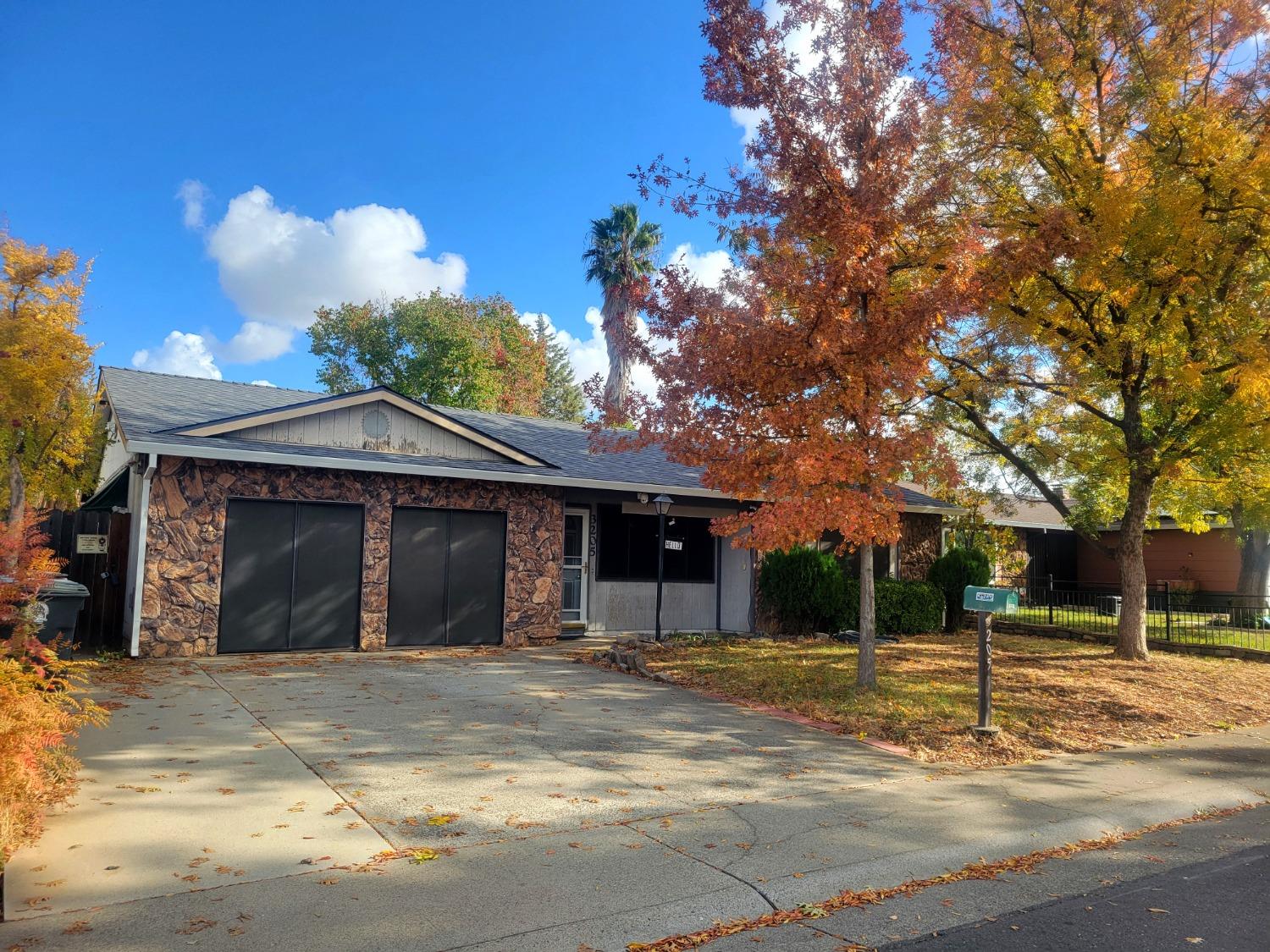 Detail Gallery Image 2 of 32 For 3205 Sanbury Cir, Rancho Cordova,  CA 95670 - 3 Beds | 2 Baths