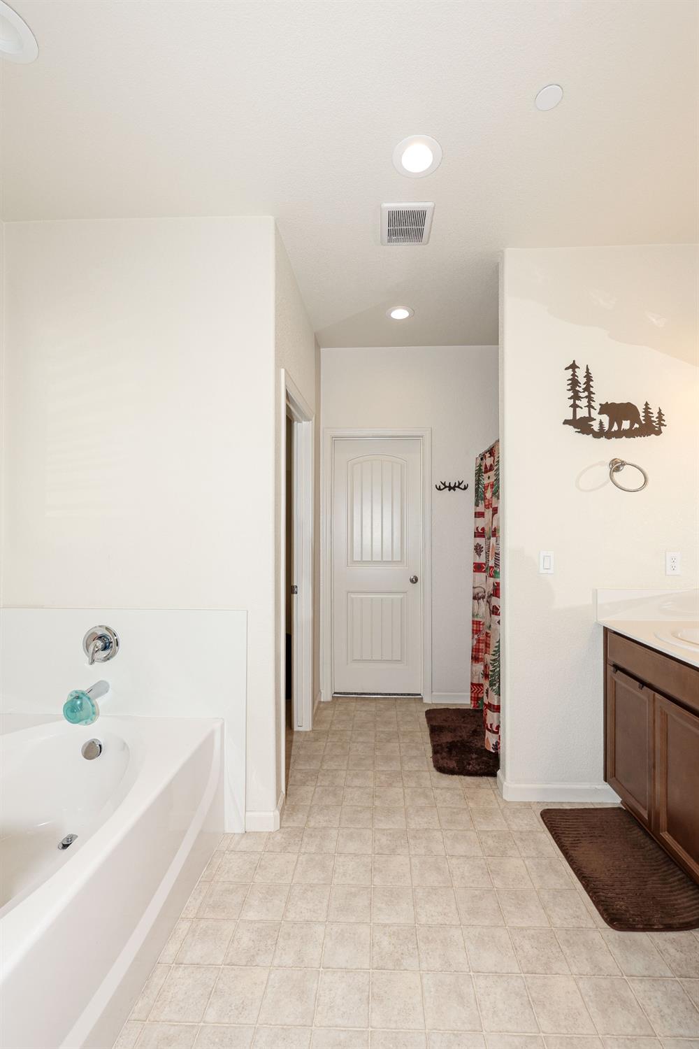 Detail Gallery Image 19 of 39 For 4416 Lindsey Ln, Merced,  CA 95348 - 3 Beds | 2 Baths