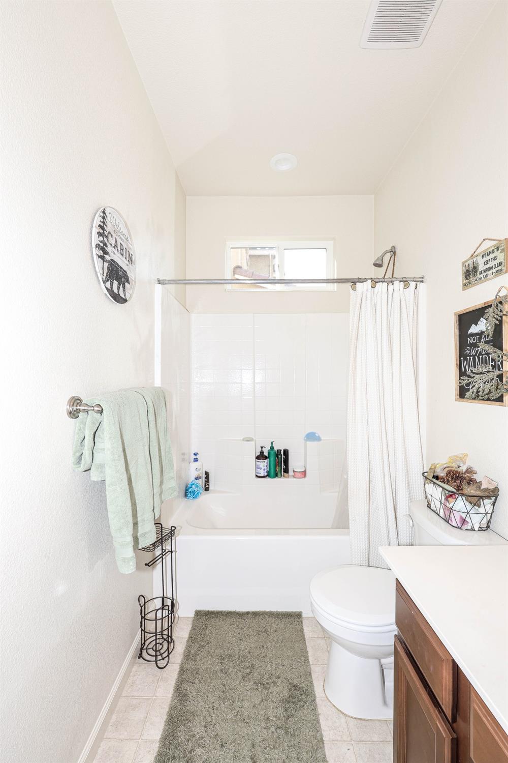 Detail Gallery Image 25 of 39 For 4416 Lindsey Ln, Merced,  CA 95348 - 3 Beds | 2 Baths