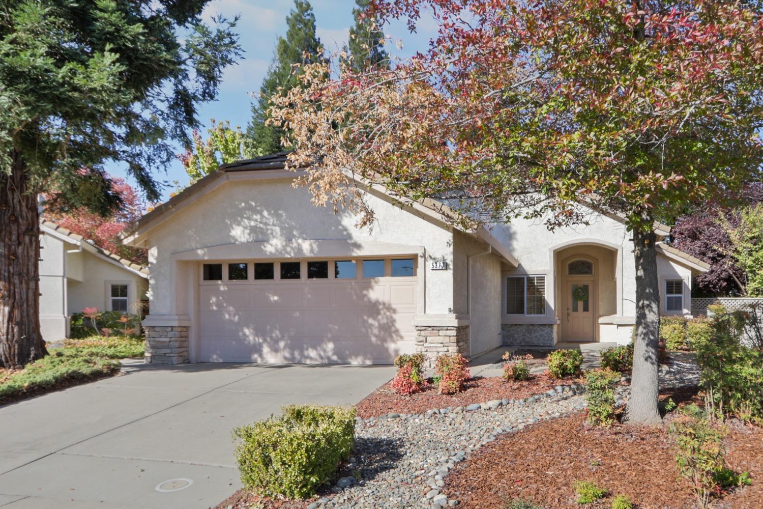 Detail Gallery Image 1 of 50 For 5377 Angelrock Loop, Roseville,  CA 95747 - 2 Beds | 1/1 Baths