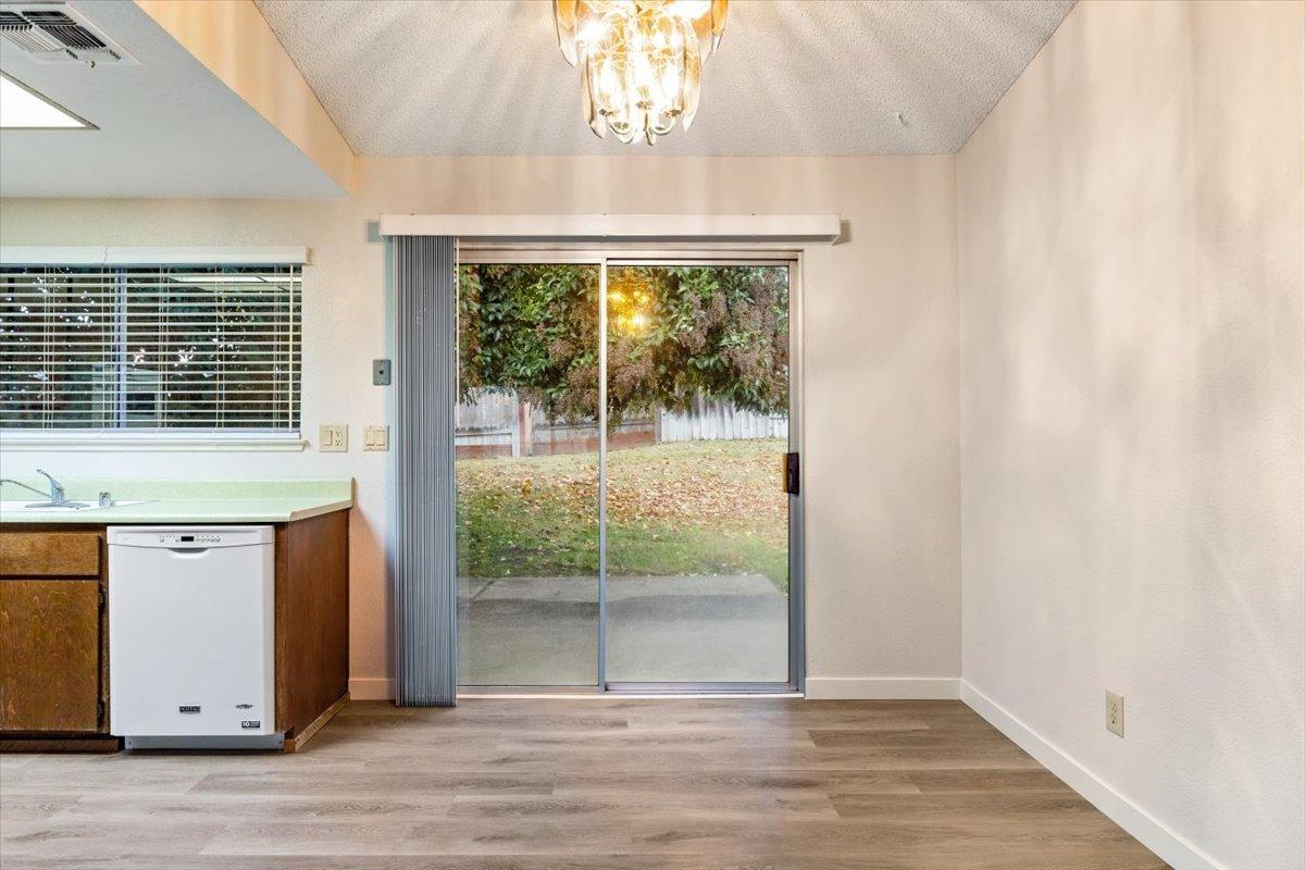 Detail Gallery Image 11 of 32 For 7353 Verdugo Way, Sacramento,  CA 95842 - 3 Beds | 1 Baths