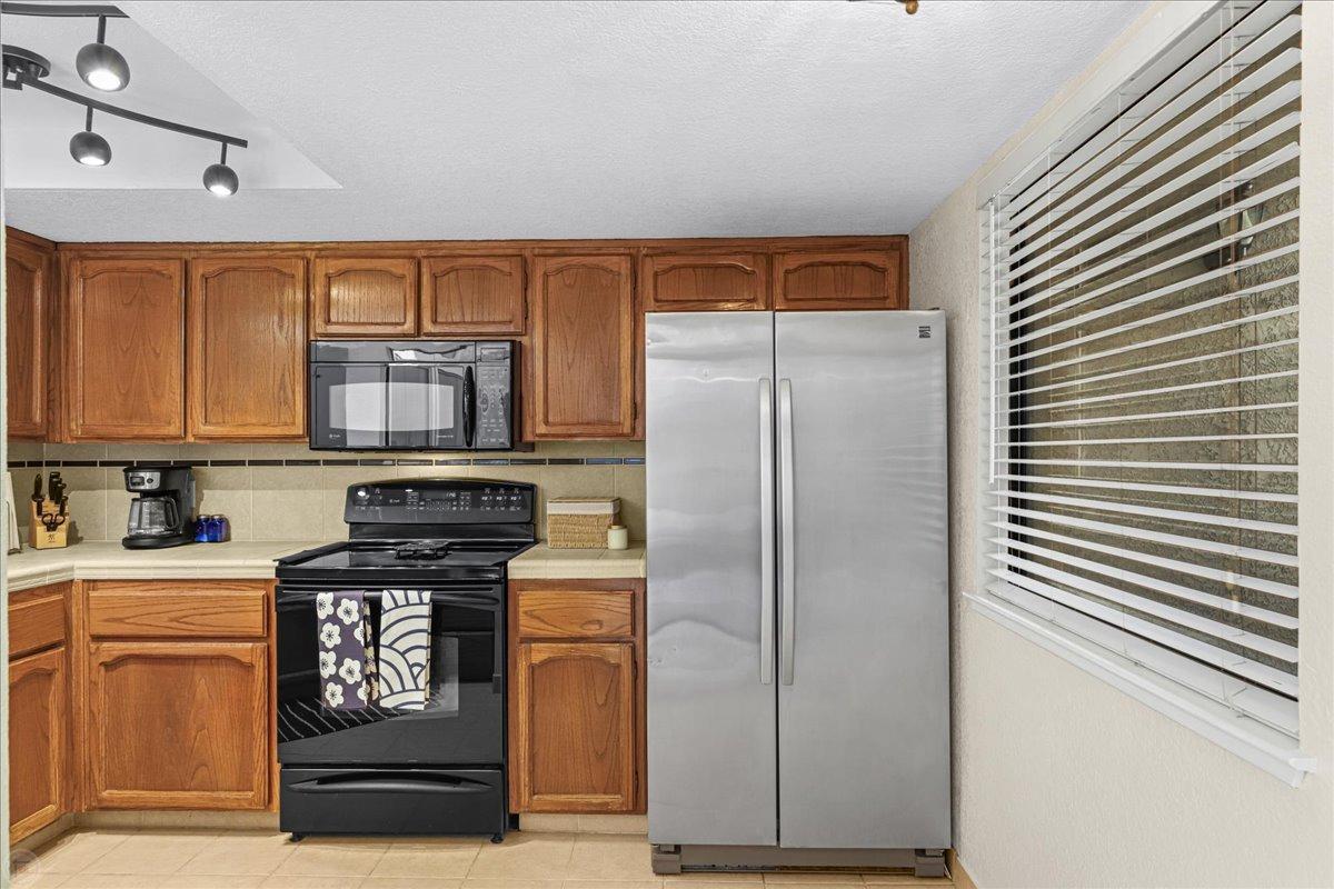 Detail Gallery Image 13 of 49 For 1101 Cedar Creek Dr #4,  Modesto,  CA 95355 - 2 Beds | 2 Baths