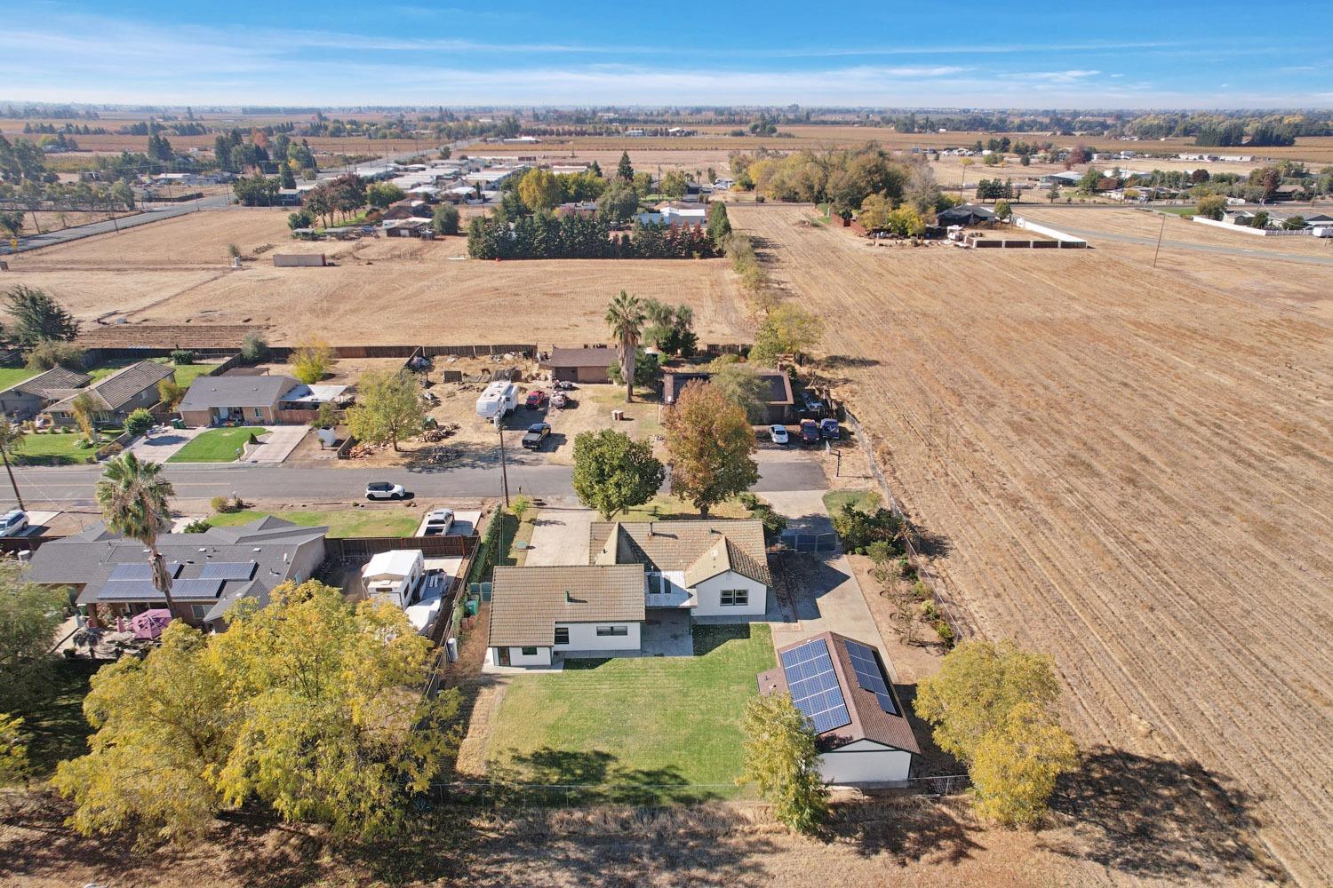 Detail Gallery Image 6 of 71 For 17338 Cal Dr, Lockeford,  CA 95237 - 3 Beds | 2 Baths